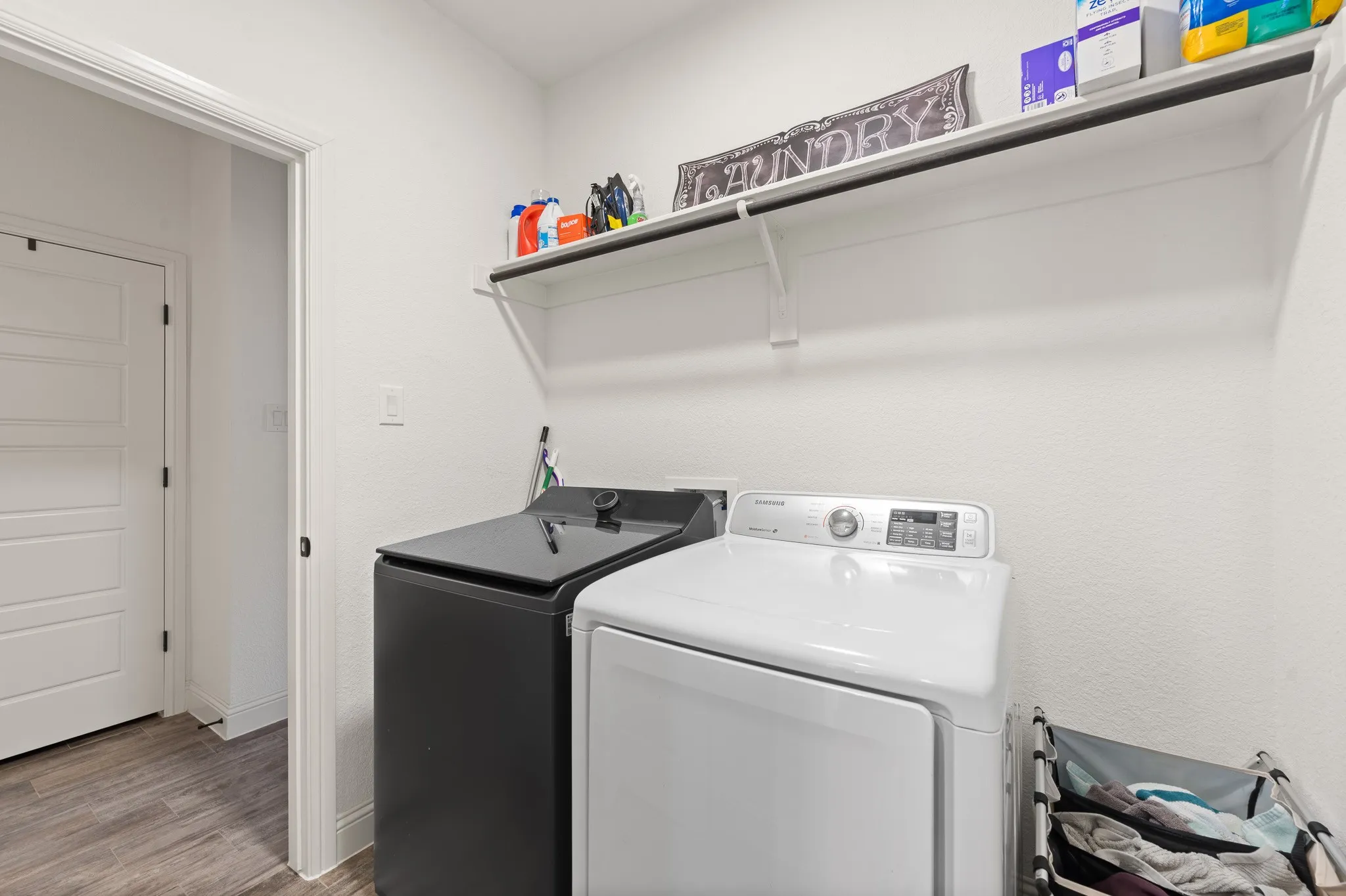 Single Family Residence For Sale in Johnson County , 116 William Lane, Godley, Texas 76044, 4 Bedroom, 3 Bathroom, 2 Garage spaces, 2,422 Sqft, built in 2023, mls#21185865, Real Estate Agent in Godley, Homes For Sale in Johnson county, Homes For Sale in Godley, Realtor in Godley Texas, Real Estate Brokerage Independent Realty Texas, Luminita Cordes Realtor