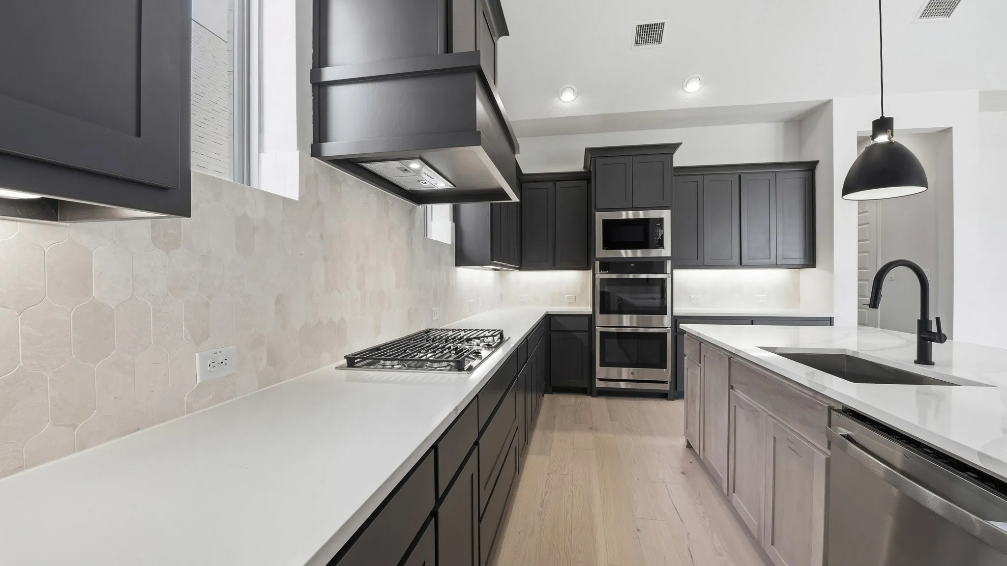 Single Family Residence For Sale in Tarrant County , 6909 Lanner Lane, Fort Worth, Texas 76179, 4 Bedroom, 5 Bathroom, 3 Garage spaces, 3,080 Sqft, built in 2026, New Construction - Complete, mls#21185992, Real Estate Agent in Fort Worth, Homes For Sale in Tarrant county, Homes For Sale in Fort Worth, Realtor in Fort Worth Texas, Real Estate Brokerage Independent Realty Texas, Luminita Cordes Realtor
