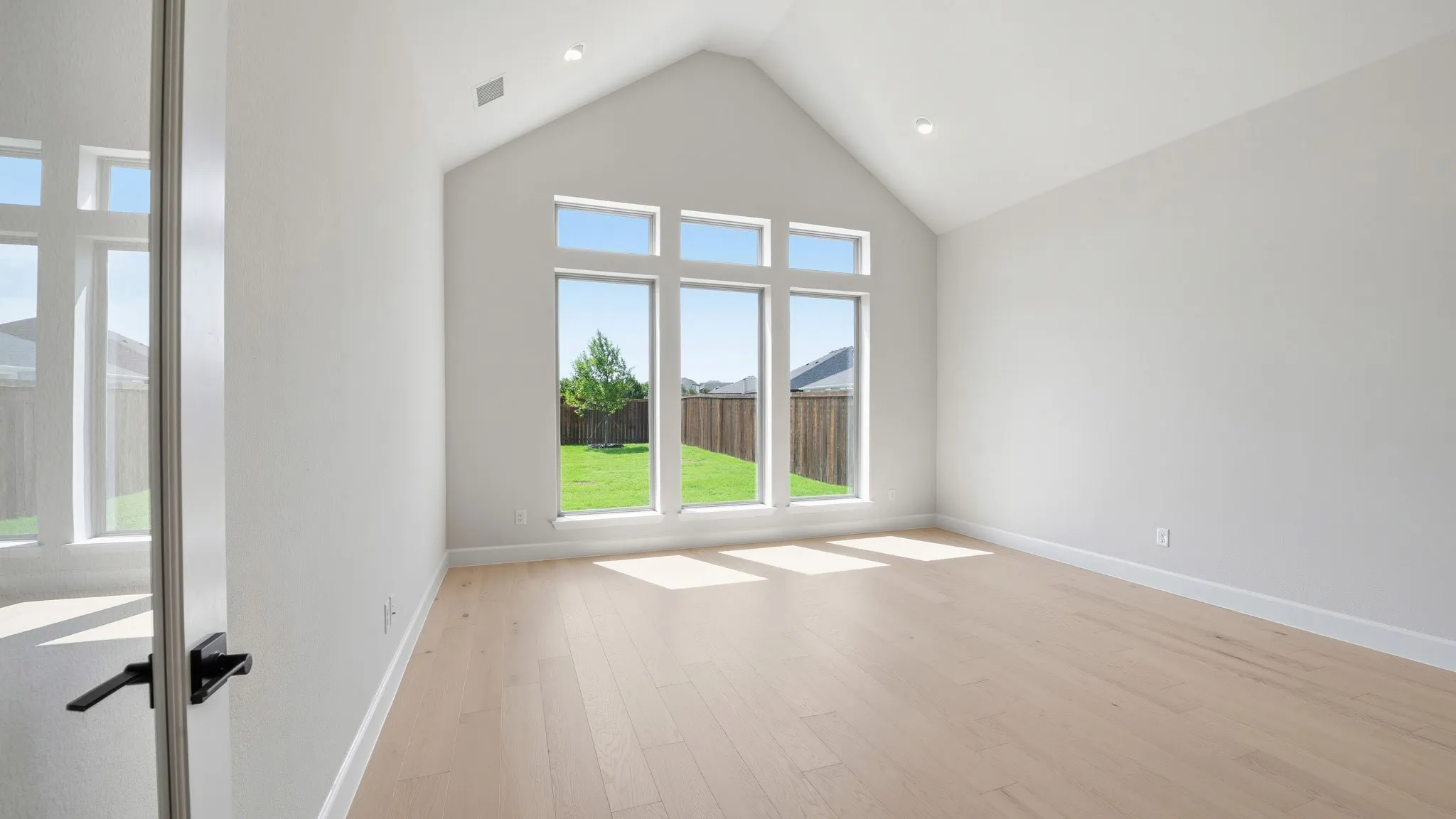 Single Family Residence For Sale in Tarrant County , 6909 Lanner Lane, Fort Worth, Texas 76179, 4 Bedroom, 5 Bathroom, 3 Garage spaces, 3,080 Sqft, built in 2026, New Construction - Complete, mls#21185992, Real Estate Agent in Fort Worth, Homes For Sale in Tarrant county, Homes For Sale in Fort Worth, Realtor in Fort Worth Texas, Real Estate Brokerage Independent Realty Texas, Luminita Cordes Realtor