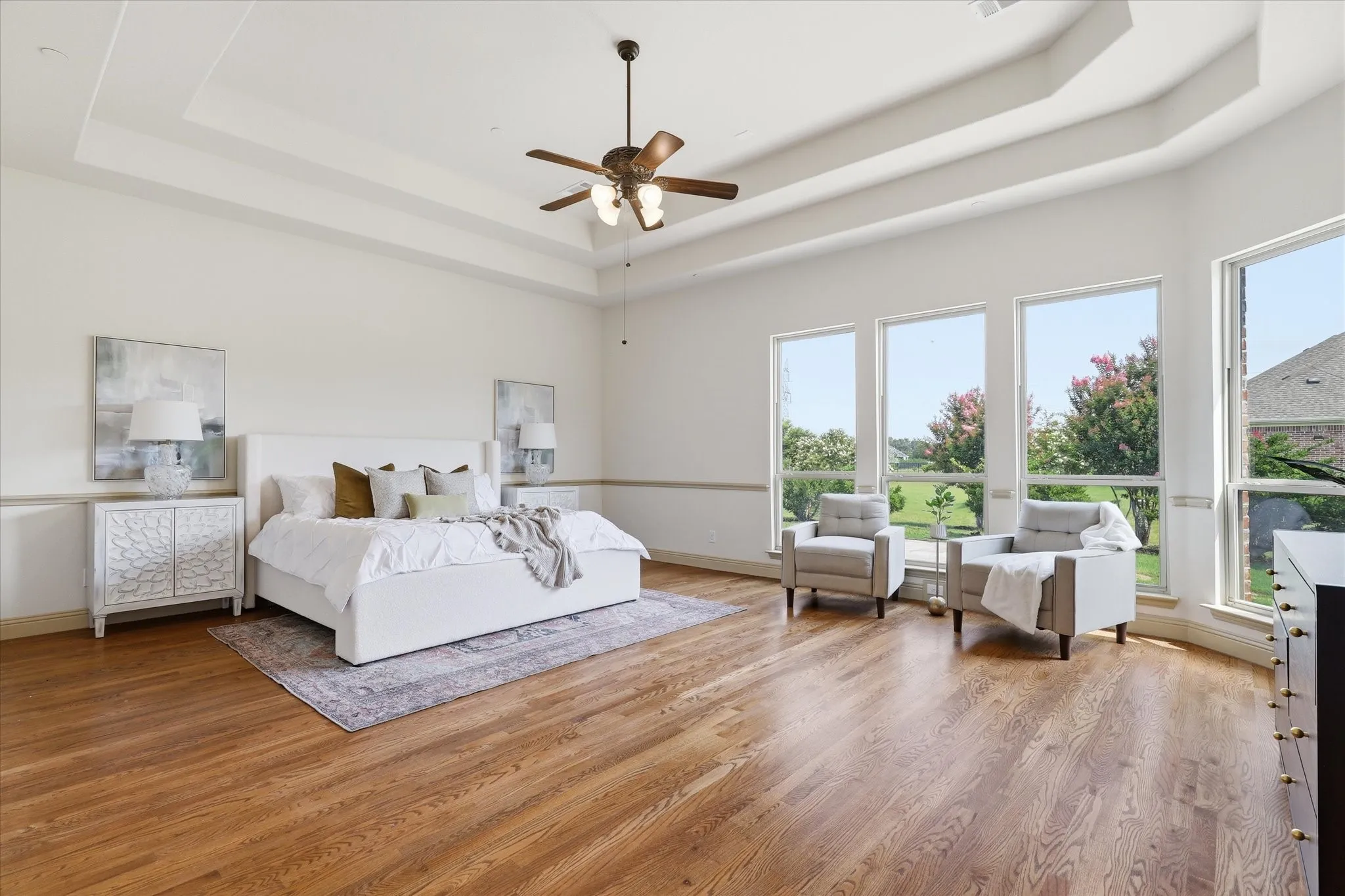Single Family Residence For Sale in Collin County , 100 Lilyfield Drive, Lucas, Texas 75002, 4 Bedroom, 4 Bathroom, 3 Garage spaces, 3,630 Sqft, built in 2016, Preowned, Price $895,000, mls#21181647, Real Estate Agent in Lucas, Homes For Sale in Collin county, Homes For Sale in Lucas, Realtor in Lucas Texas, Real Estate Brokerage Independent Realty Texas, Luminita Cordes Realtor