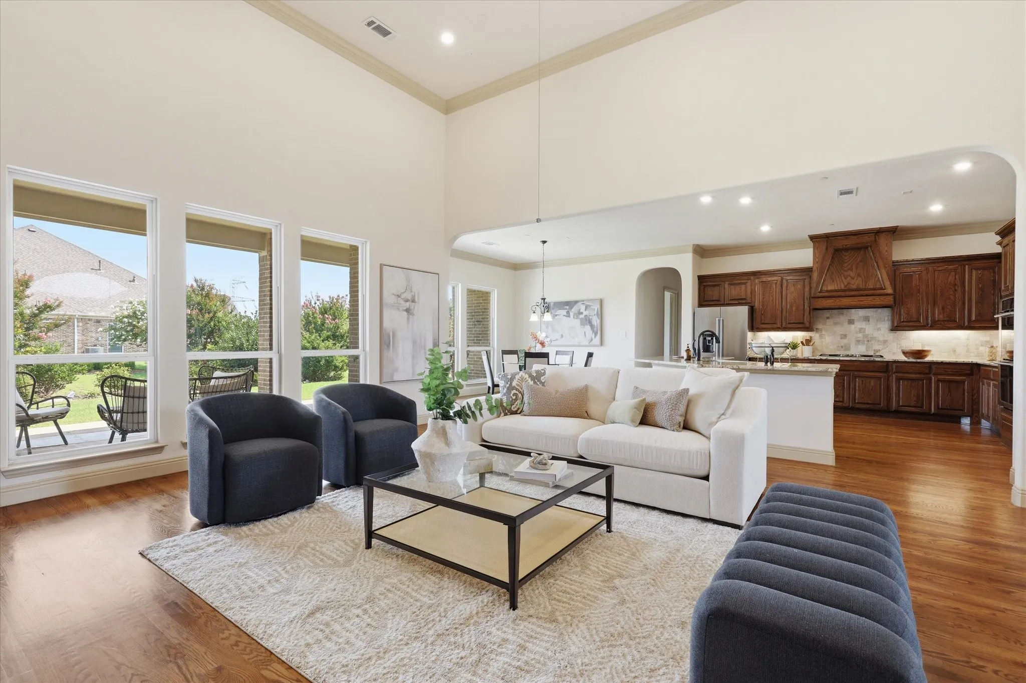 Single Family Residence For Sale in Collin County , 100 Lilyfield Drive, Lucas, Texas 75002, 4 Bedroom, 4 Bathroom, 3 Garage spaces, 3,630 Sqft, built in 2016, Preowned, Price $895,000, mls#21181647, Real Estate Agent in Lucas, Homes For Sale in Collin county, Homes For Sale in Lucas, Realtor in Lucas Texas, Real Estate Brokerage Independent Realty Texas, Luminita Cordes Realtor