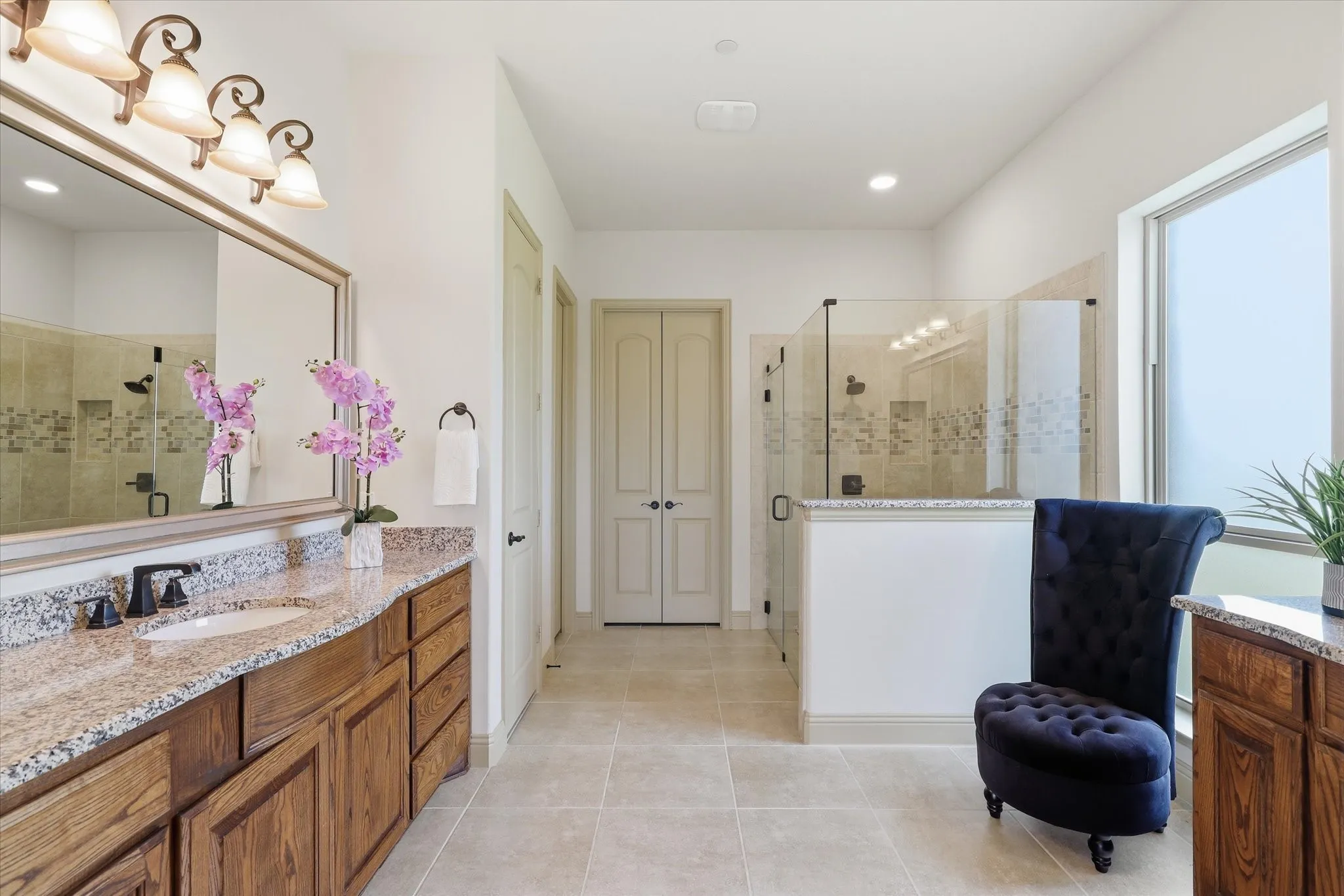 Single Family Residence For Sale in Collin County , 100 Lilyfield Drive, Lucas, Texas 75002, 4 Bedroom, 4 Bathroom, 3 Garage spaces, 3,630 Sqft, built in 2016, Preowned, Price $895,000, mls#21181647, Real Estate Agent in Lucas, Homes For Sale in Collin county, Homes For Sale in Lucas, Realtor in Lucas Texas, Real Estate Brokerage Independent Realty Texas, Luminita Cordes Realtor