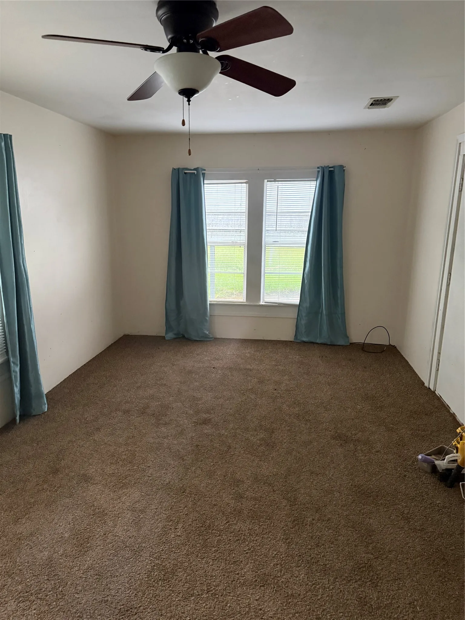 Single Family Residence For Sale in Van Zandt County , 3061 co Road 4210, Athens, Texas 75752, 2 Bedroom, 1 Bathroom, Garage spaces, 625 Sqft, built in 1930, mls#21184939, Real Estate Agent in Athens, Homes For Sale in Van Zandt county, Homes For Sale in Athens, Realtor in Athens Texas, Real Estate Brokerage Independent Realty Texas, Luminita Cordes Realtor