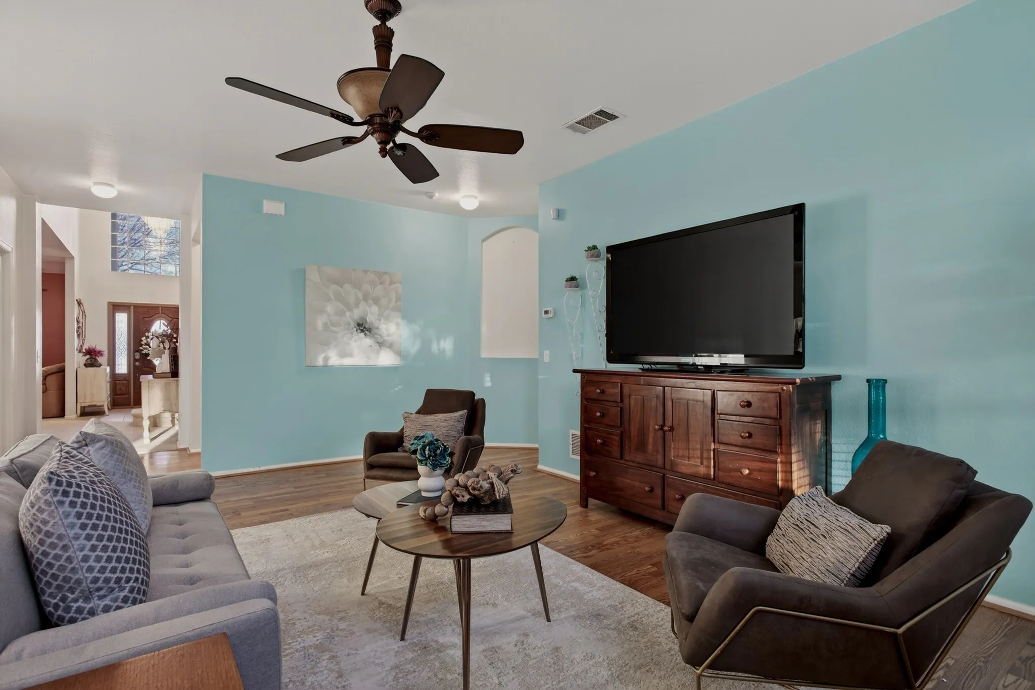 Single Family Residence For Sale in Denton County , 2724 Maple Creek Drive, Fort Worth, Texas 76177, 5 Bedroom, 4 Bathroom, 2 Garage spaces, 3,430 Sqft, built in 2005, Preowned, mls#21181296, Real Estate Agent in Fort Worth, Homes For Sale in Denton county, Homes For Sale in Fort Worth, Realtor in Fort Worth Texas, Real Estate Brokerage Independent Realty Texas, Luminita Cordes Realtor