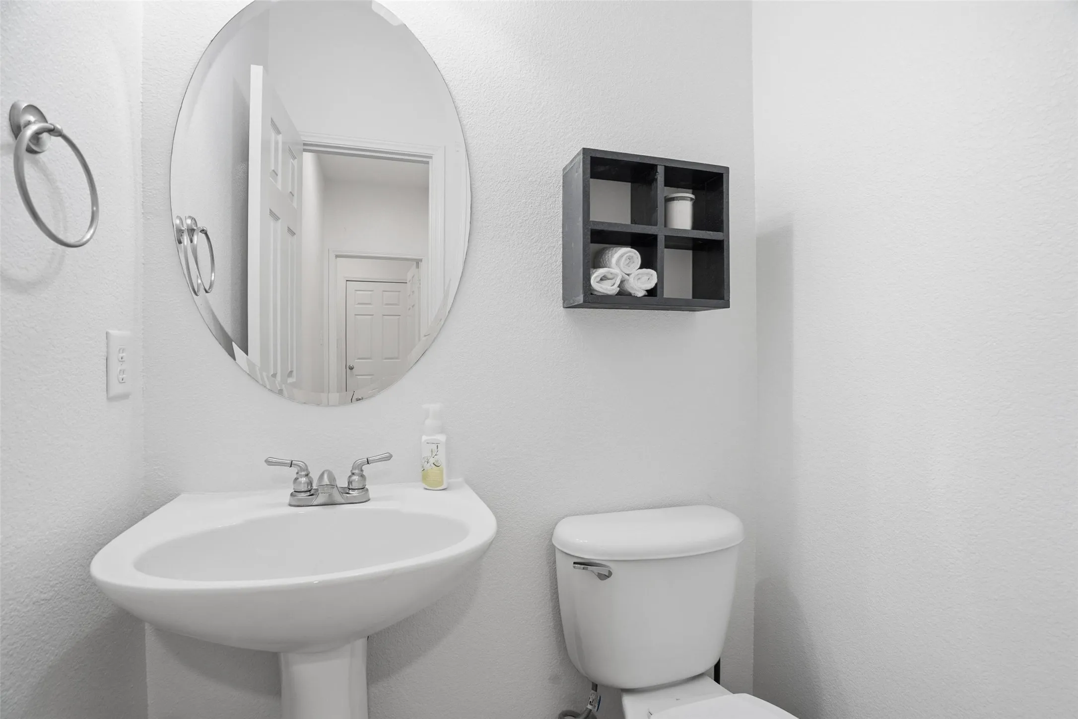 Powder room near laundry/garage