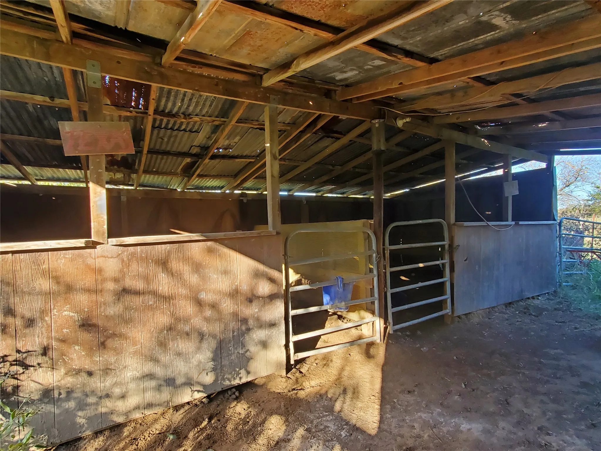 Barn with 3 Stalls plus Tack Room
