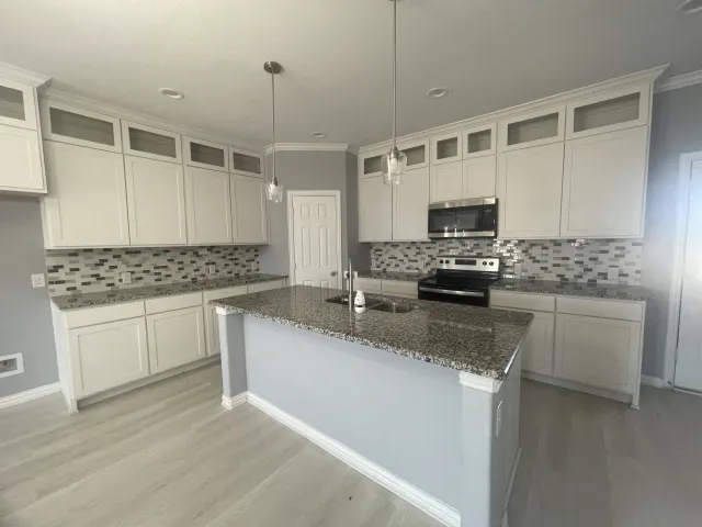 Single Family Residence For Sale in Navarro County , 938 Genesis Road, Rice, Texas 75155, 4 Bedroom, 3 Bathroom, 2 Garage spaces, 2,050 Sqft, built in 2022, Preowned, mls#21186325, Real Estate Agent in Rice, Homes For Sale in Navarro county, Homes For Sale in Rice, Realtor in Rice Texas, Real Estate Brokerage Independent Realty Texas, Luminita Cordes Realtor