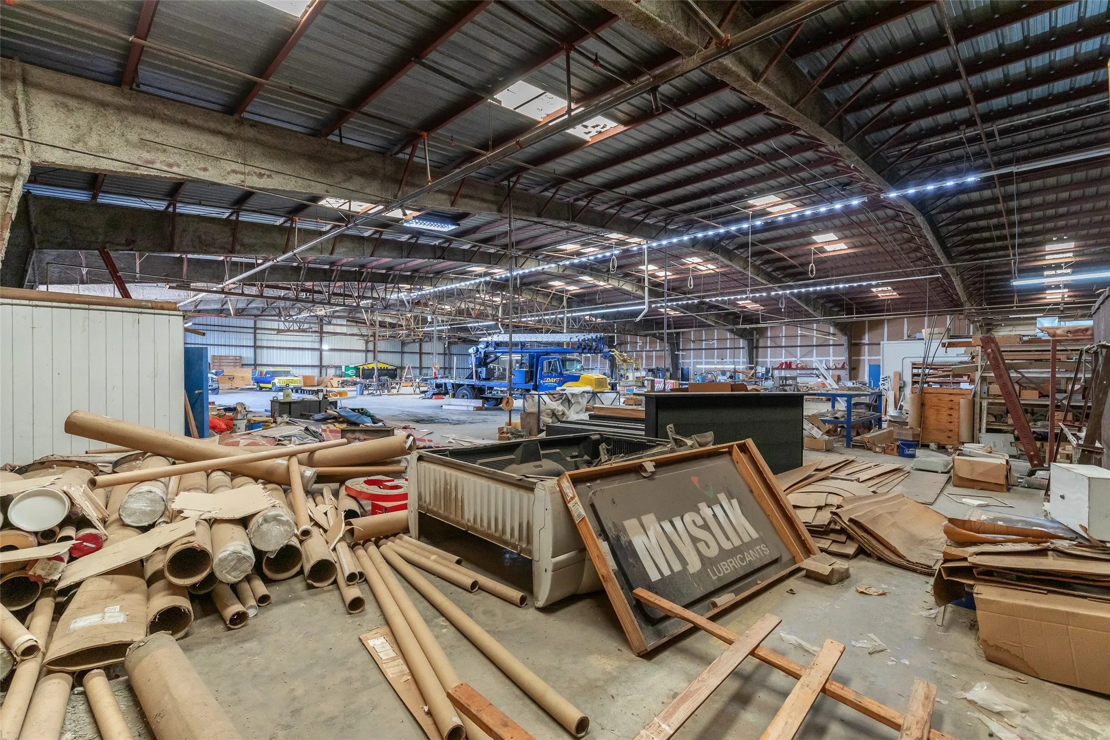 Industrial For Sale in Taylor County , 5050 E US Highway 80, Abilene, Texas 79601, 0, 0, Garage spaces, 0 Sqft, built in 1981, Preowned, mls#21182865, Real Estate Agent in Abilene, Homes For Sale in Taylor county, Homes For Sale in Abilene, Realtor in Abilene Texas, Real Estate Brokerage Independent Realty Texas, Luminita Cordes Realtor
