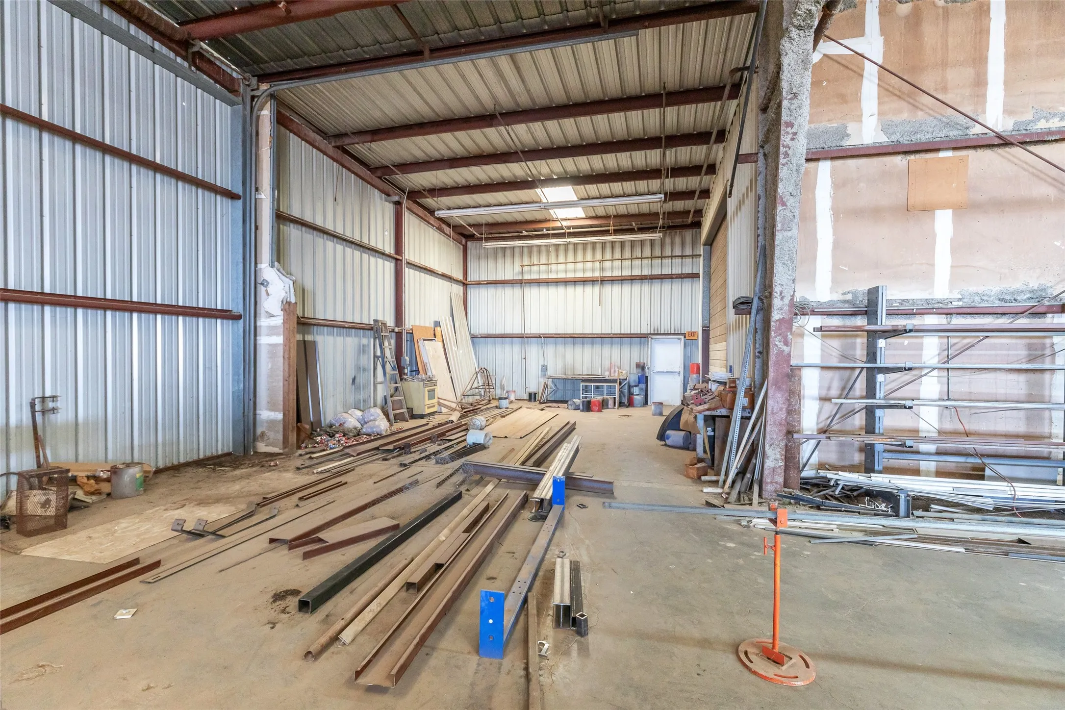 Industrial For Sale in Taylor County , 5050 E US Highway 80, Abilene, Texas 79601, 0, 0, Garage spaces, 0 Sqft, built in 1981, Preowned, mls#21182865, Real Estate Agent in Abilene, Homes For Sale in Taylor county, Homes For Sale in Abilene, Realtor in Abilene Texas, Real Estate Brokerage Independent Realty Texas, Luminita Cordes Realtor