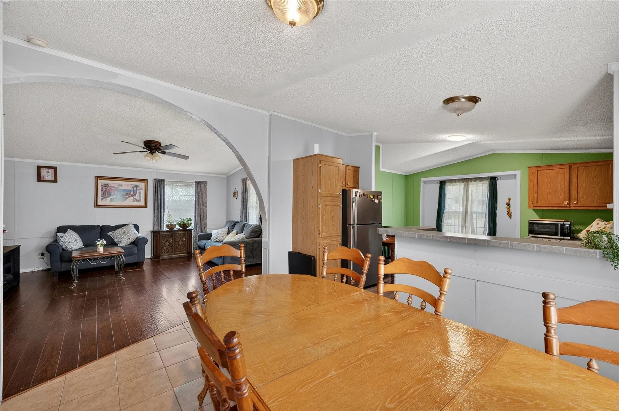 Mobile Home For Sale in Navarro County , 2301 W 13th Avenue, Corsicana, Texas 75110, 3 Bedrooms, 2 Bathrooms, 2 Garage spaces, 1,442 Sqft, built in 2003, Preowned, Price $160,000, mls#21184756, Real Estate Agent in Corsicana, Homes For Sale in Navarro county, Homes For Sale in Corsicana, Realtor in Corsicana Texas, Real Estate Brokerage Independent Realty Texas, Luminita Cordes Realtor