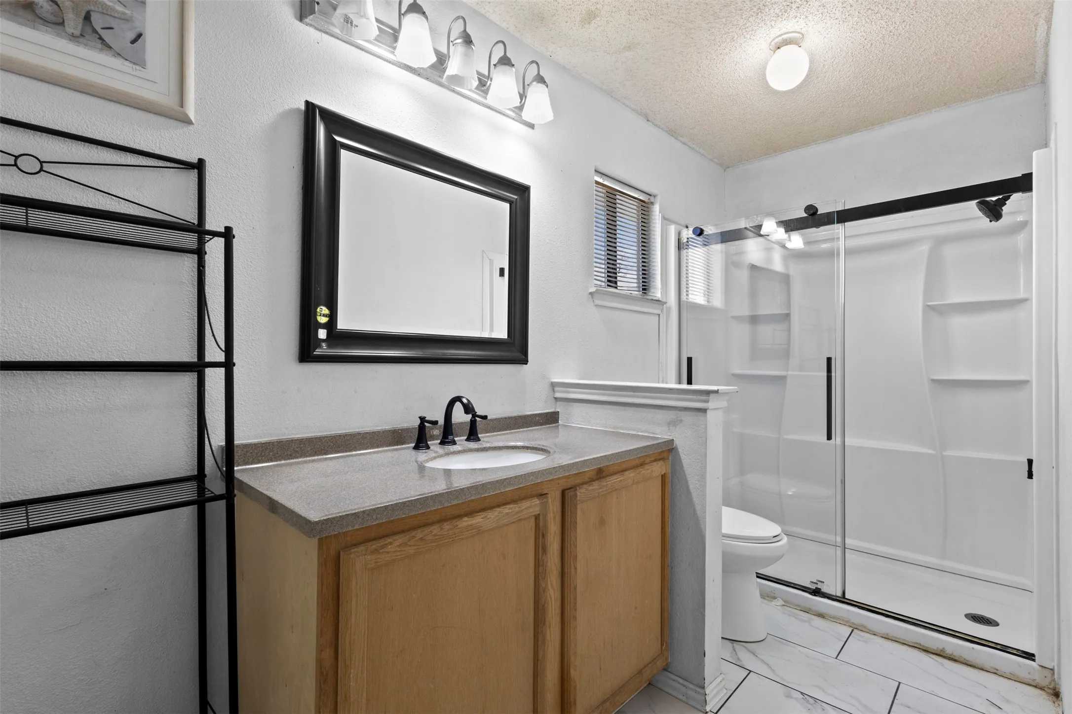 Single Family Residence For Sale in Dallas County , 3201 Auburn Drive, Rowlett, Texas 75088, 4 Bedrooms, 2 Bathrooms, Garage spaces, 2,581 Sqft, built in 1986, Price $345,000, mls#21186391, Real Estate Agent in Rowlett, Homes For Sale in Dallas county, Homes For Sale in Rowlett, Realtor in Rowlett Texas, Real Estate Brokerage Independent Realty Texas, Luminita Cordes Realtor