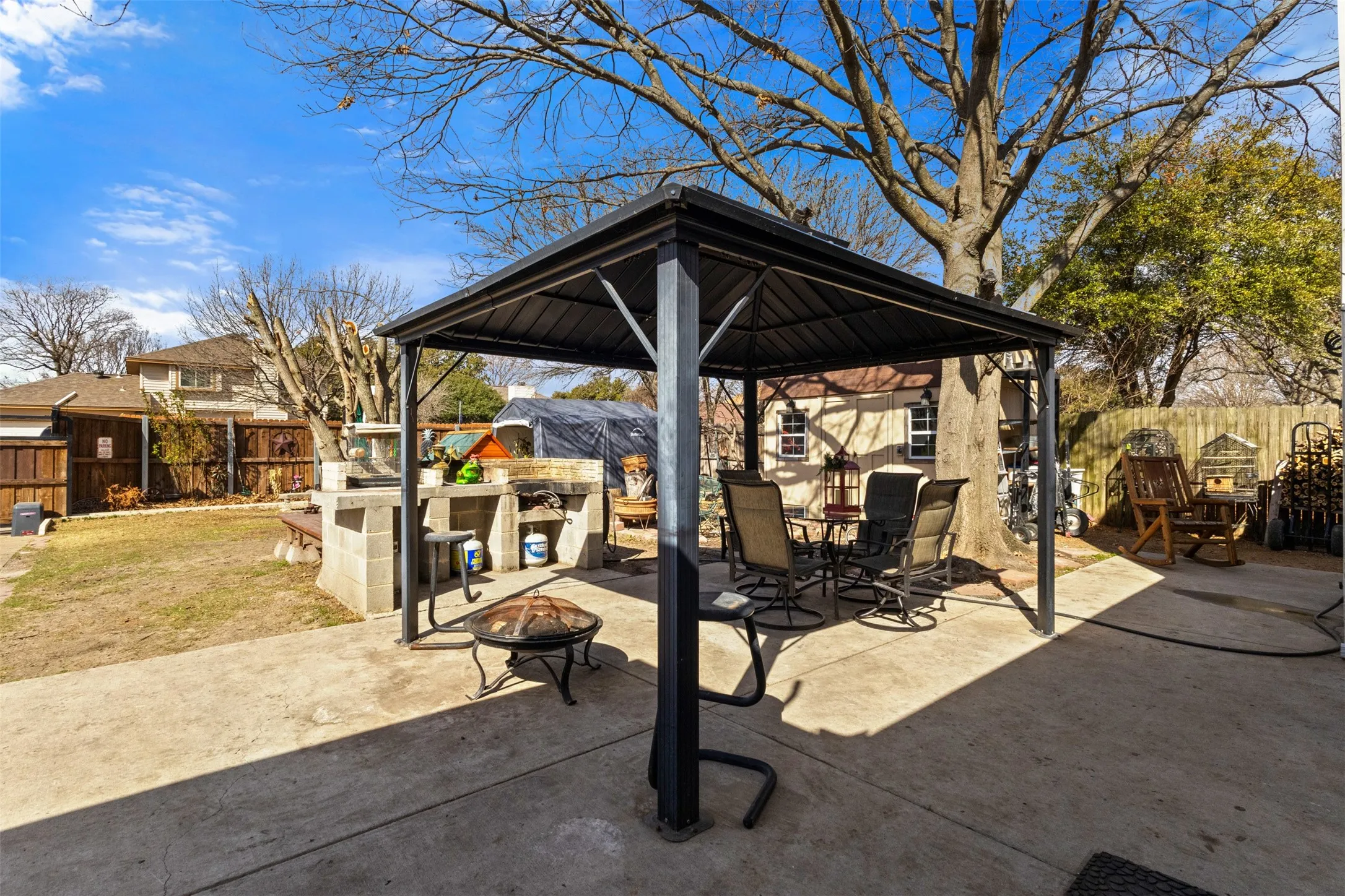 Single Family Residence For Sale in Dallas County , 3201 Auburn Drive, Rowlett, Texas 75088, 4 Bedrooms, 2 Bathrooms, Garage spaces, 2,581 Sqft, built in 1986, Price $345,000, mls#21186391, Real Estate Agent in Rowlett, Homes For Sale in Dallas county, Homes For Sale in Rowlett, Realtor in Rowlett Texas, Real Estate Brokerage Independent Realty Texas, Luminita Cordes Realtor