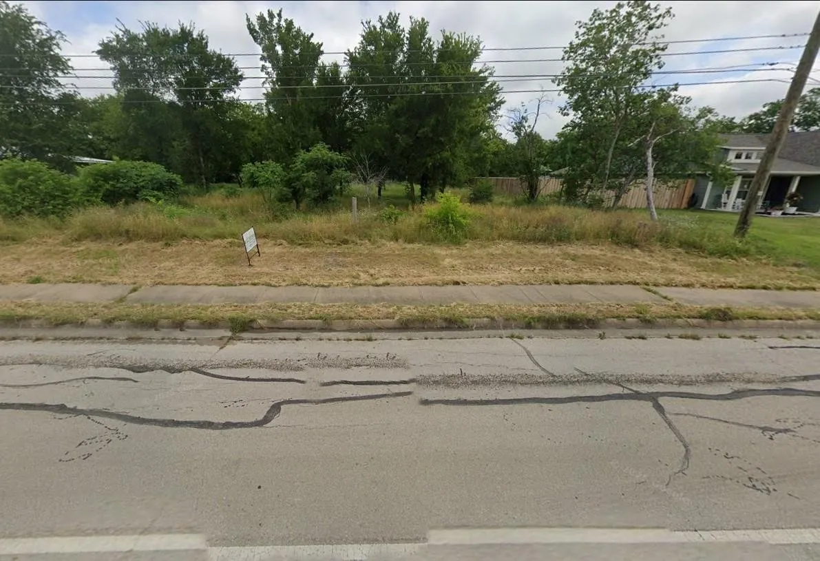 Unimproved Land For Sale in Johnson County , 703 E Davis Avenue, Alvarado, Texas 76009, 0, 0, Garage spaces, 0 Sqft, built in 0, Price $139,000, mls#21186395, Real Estate Agent in Alvarado, Homes For Sale in Johnson county, Homes For Sale in Alvarado, Realtor in Alvarado Texas, Real Estate Brokerage Independent Realty Texas, Luminita Cordes Realtor