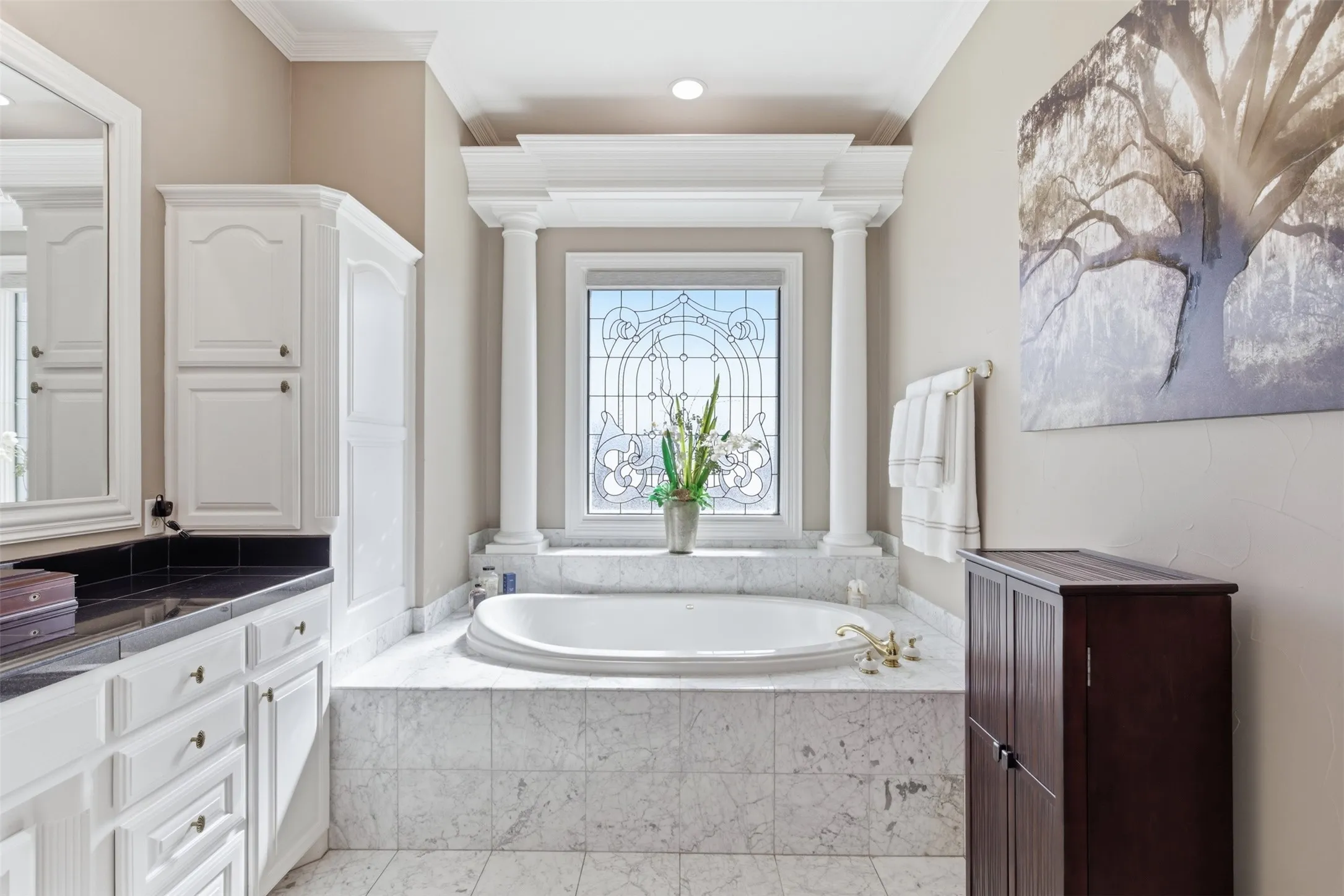 Single Family Residence For Sale in Tarrant County , 4405 Richardson Ranch Road, Fort Worth, Texas 76126, 4 Bedroom, 5 Bathroom, 3 Garage spaces, 3,802 Sqft, built in 2002, Preowned, mls#21183843, Real Estate Agent in Fort Worth, Homes For Sale in Tarrant county, Homes For Sale in Fort Worth, Realtor in Fort Worth Texas, Real Estate Brokerage Independent Realty Texas, Luminita Cordes Realtor