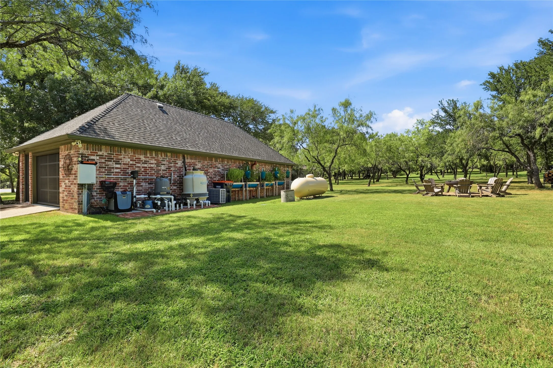 Single Family Residence For Sale in Tarrant County , 4405 Richardson Ranch Road, Fort Worth, Texas 76126, 4 Bedroom, 5 Bathroom, 3 Garage spaces, 3,802 Sqft, built in 2002, Preowned, mls#21183843, Real Estate Agent in Fort Worth, Homes For Sale in Tarrant county, Homes For Sale in Fort Worth, Realtor in Fort Worth Texas, Real Estate Brokerage Independent Realty Texas, Luminita Cordes Realtor