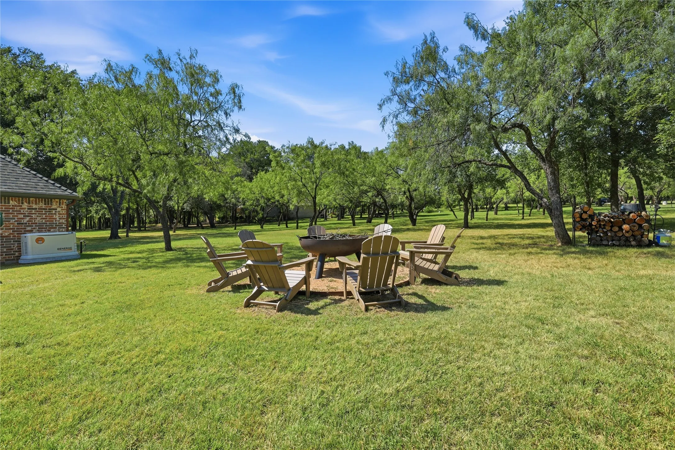 Single Family Residence For Sale in Tarrant County , 4405 Richardson Ranch Road, Fort Worth, Texas 76126, 4 Bedroom, 5 Bathroom, 3 Garage spaces, 3,802 Sqft, built in 2002, Preowned, mls#21183843, Real Estate Agent in Fort Worth, Homes For Sale in Tarrant county, Homes For Sale in Fort Worth, Realtor in Fort Worth Texas, Real Estate Brokerage Independent Realty Texas, Luminita Cordes Realtor