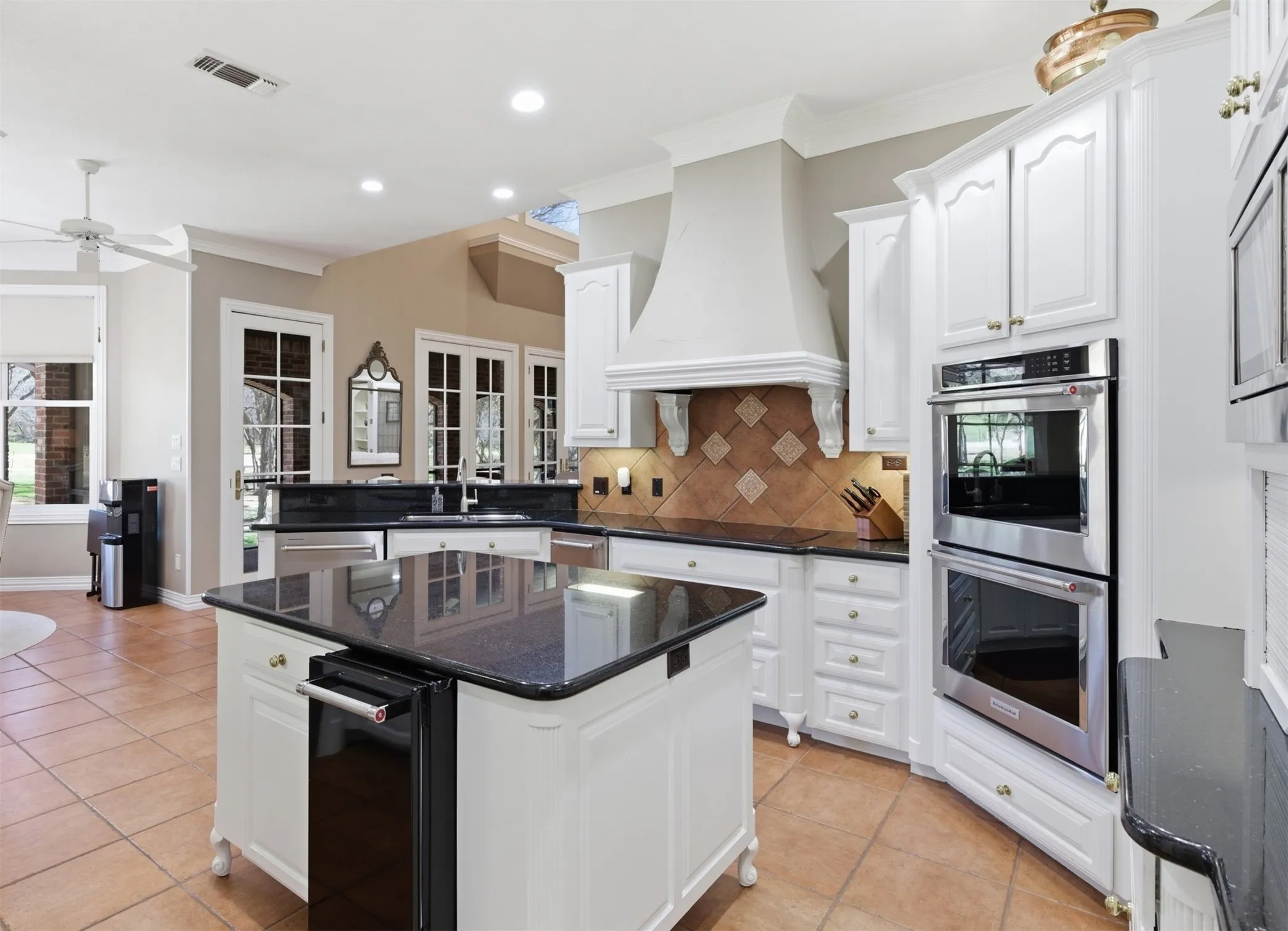 Single Family Residence For Sale in Tarrant County , 4405 Richardson Ranch Road, Fort Worth, Texas 76126, 4 Bedroom, 5 Bathroom, 3 Garage spaces, 3,802 Sqft, built in 2002, Preowned, mls#21183843, Real Estate Agent in Fort Worth, Homes For Sale in Tarrant county, Homes For Sale in Fort Worth, Realtor in Fort Worth Texas, Real Estate Brokerage Independent Realty Texas, Luminita Cordes Realtor