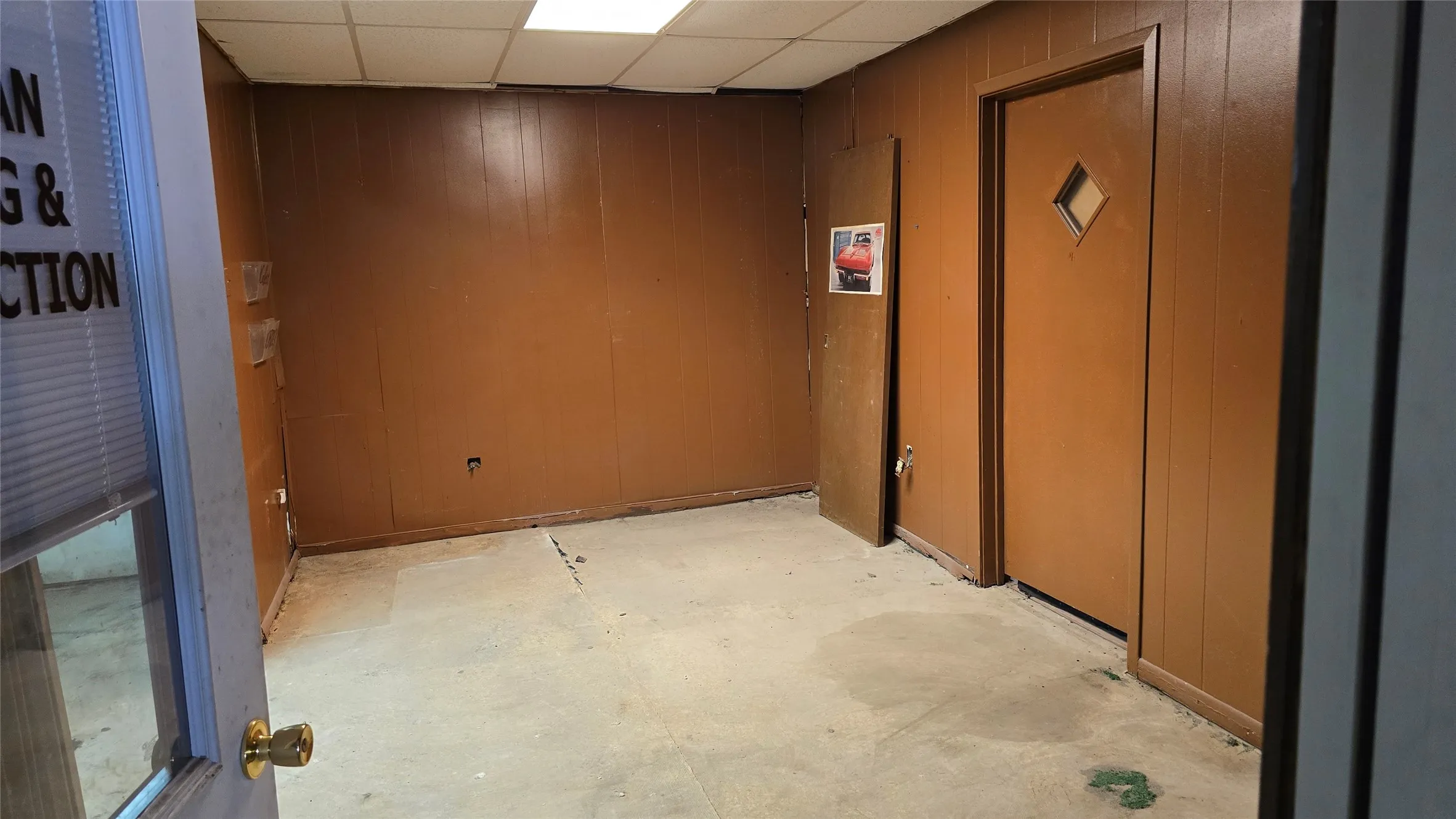Retail For Sale in Erath County , 367 E Washington Street, Stephenville, Texas 76401, 0, 0, Garage spaces, 0 Sqft, built in 1900, Preowned, Price $750,000, mls#21186521, Real Estate Agent in Stephenville, Homes For Sale in Erath county, Homes For Sale in Stephenville, Realtor in Stephenville Texas, Real Estate Brokerage Independent Realty Texas, Luminita Cordes Realtor