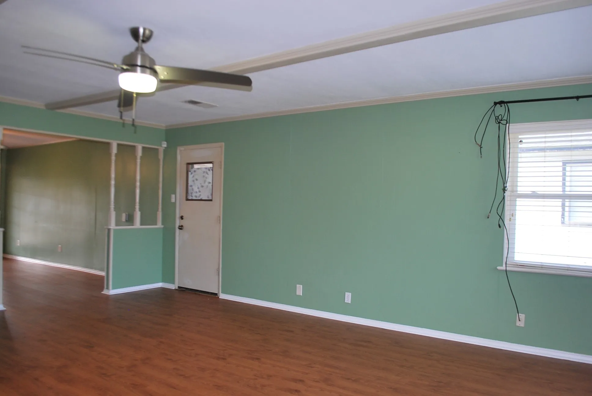 Single Family Residence For Sale in Grayson County , 2604 W Johnson Street, Denison, Texas 75020, 2 Bedroom, 2 Bathroom, Garage spaces, 1,411 Sqft, built in 1959, Preowned, mls#21186580, Real Estate Agent in Denison, Homes For Sale in Grayson county, Homes For Sale in Denison, Realtor in Denison Texas, Real Estate Brokerage Independent Realty Texas, Luminita Cordes Realtor