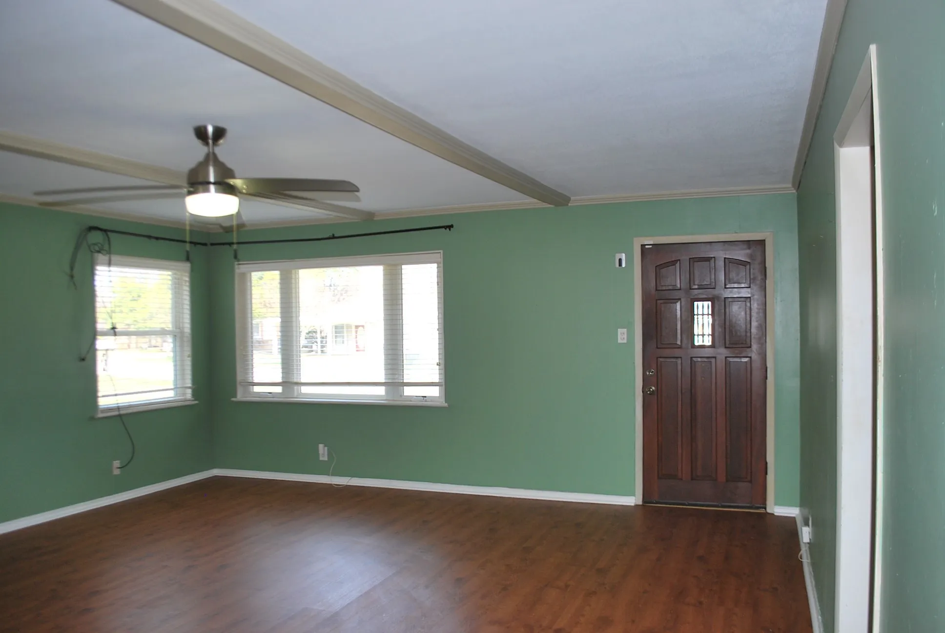 Single Family Residence For Sale in Grayson County , 2604 W Johnson Street, Denison, Texas 75020, 2 Bedroom, 2 Bathroom, Garage spaces, 1,411 Sqft, built in 1959, Preowned, mls#21186580, Real Estate Agent in Denison, Homes For Sale in Grayson county, Homes For Sale in Denison, Realtor in Denison Texas, Real Estate Brokerage Independent Realty Texas, Luminita Cordes Realtor