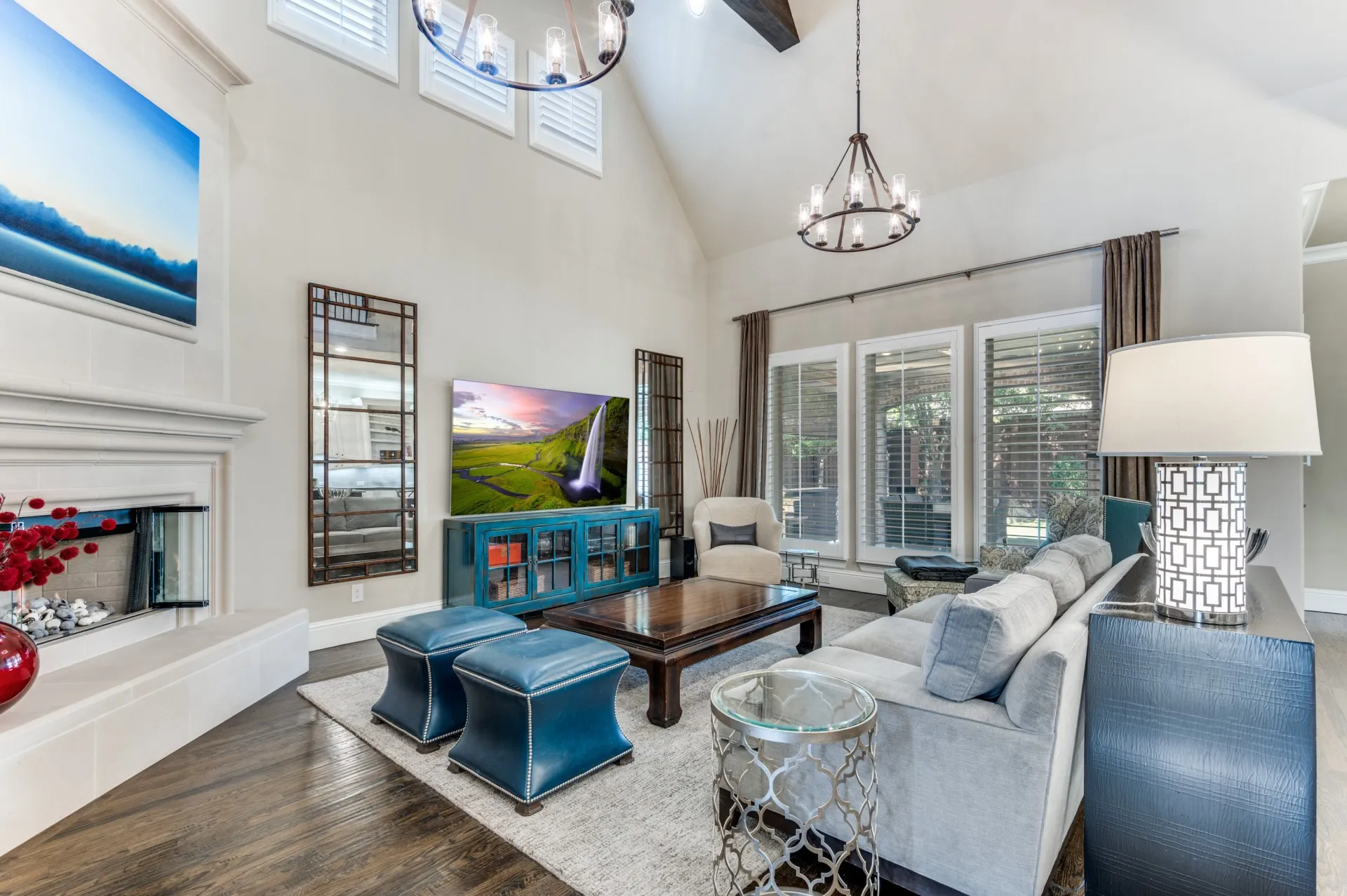 Single Family Residence For Sale in Dallas County , 647 Fountainview Drive, Irving, Texas 75039, 4 Bedroom, 5 Bathroom, 3 Garage spaces, 3,908 Sqft, built in 2014, Preowned, mls#21185838, Real Estate Agent in Irving, Homes For Sale in Dallas county, Homes For Sale in Irving, Realtor in Irving Texas, Real Estate Brokerage Independent Realty Texas, Luminita Cordes Realtor