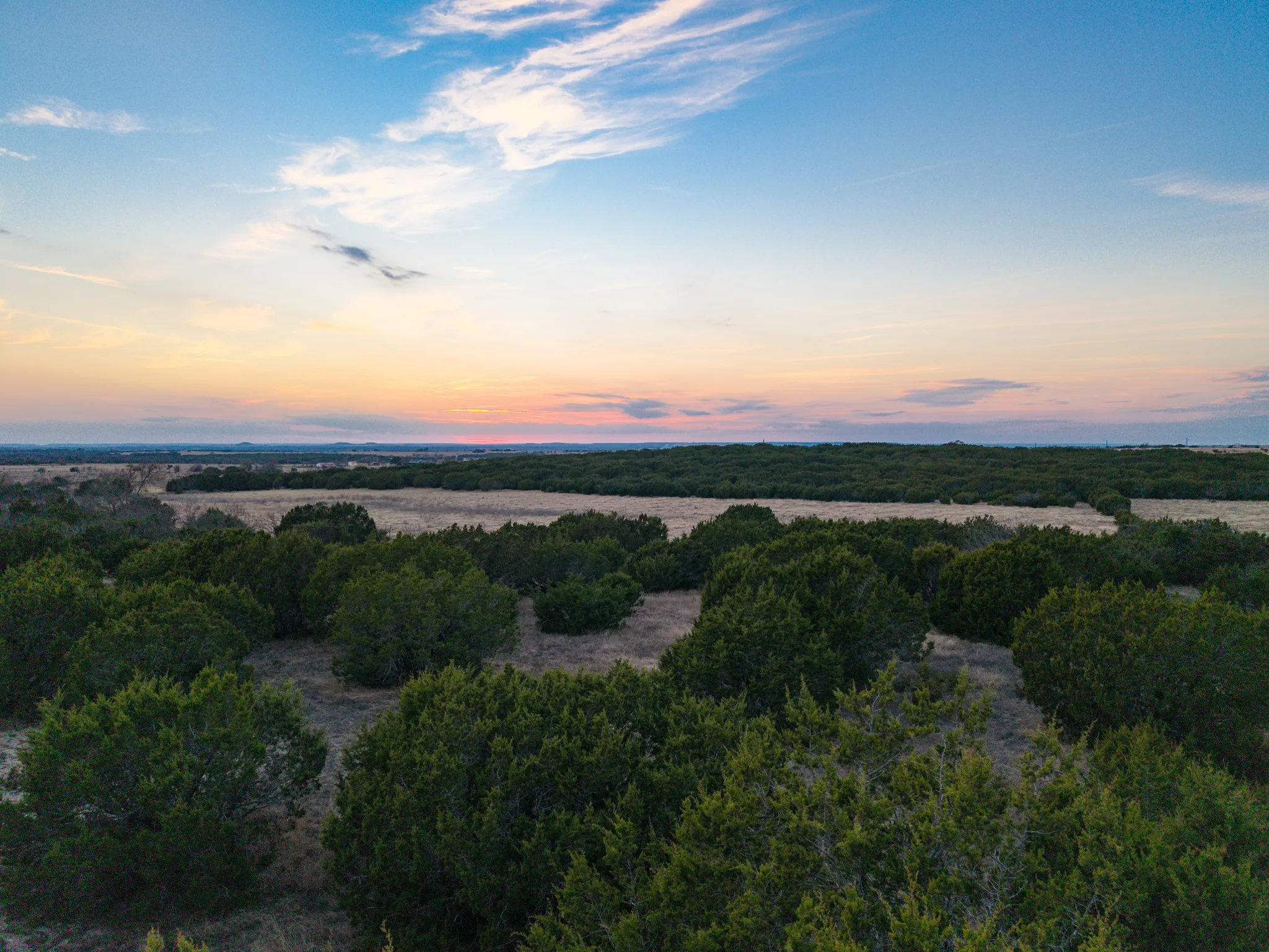 Farm For Sale in Coryell County , 1140 County Road 130, Gatesville, Texas 76528, 3 Bedroom, 3 Bathroom, 3 Garage spaces, 3,725 Sqft, built in 2005, Price $1,775,000, mls#21186637, Real Estate Agent in Gatesville, Homes For Sale in Coryell county, Homes For Sale in Gatesville, Realtor in Gatesville Texas, Real Estate Brokerage Independent Realty Texas, Luminita Cordes Realtor
