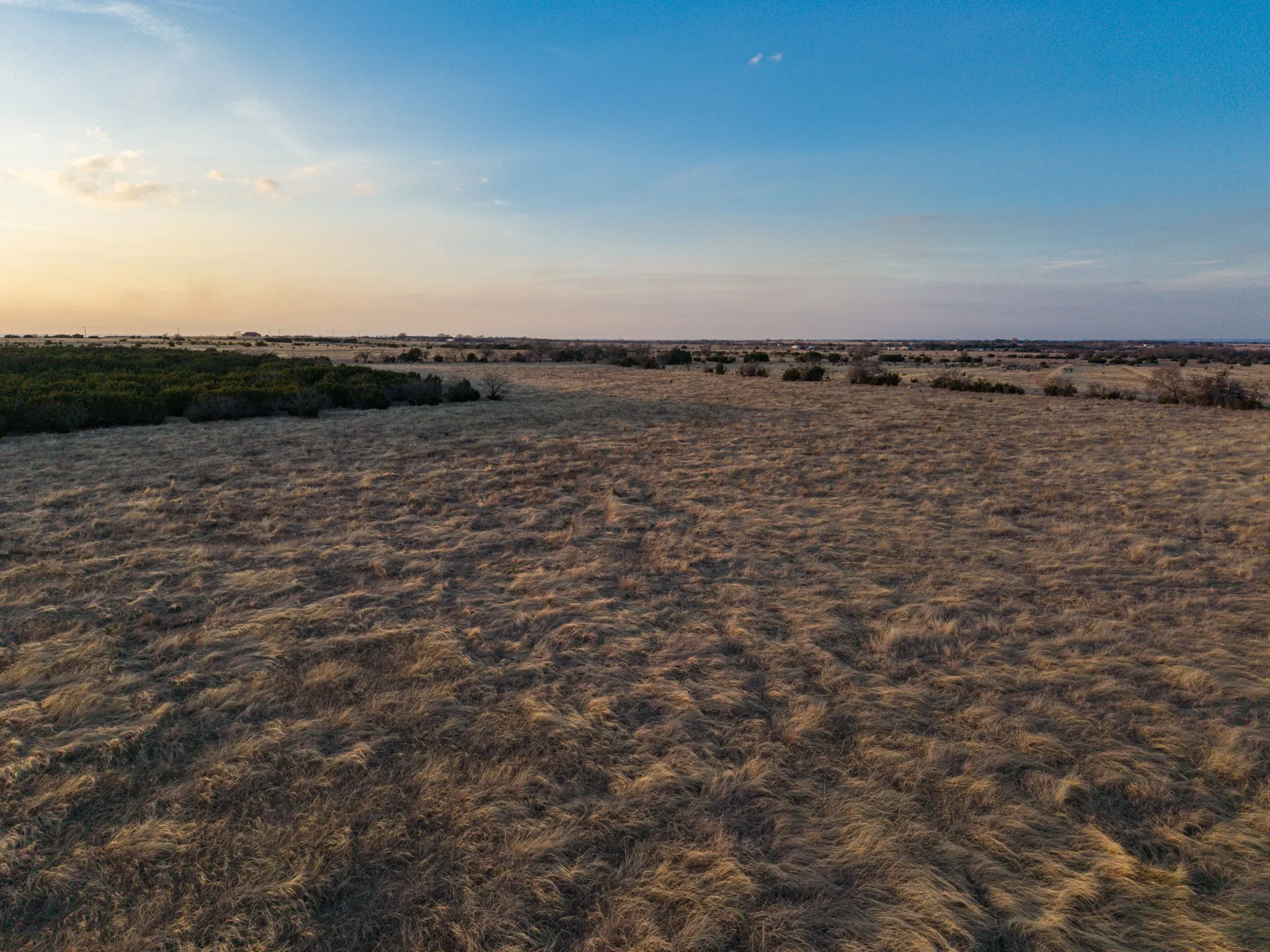 Farm For Sale in Coryell County , 1140 County Road 130, Gatesville, Texas 76528, 3 Bedroom, 3 Bathroom, 3 Garage spaces, 3,725 Sqft, built in 2005, Price $1,775,000, mls#21186637, Real Estate Agent in Gatesville, Homes For Sale in Coryell county, Homes For Sale in Gatesville, Realtor in Gatesville Texas, Real Estate Brokerage Independent Realty Texas, Luminita Cordes Realtor