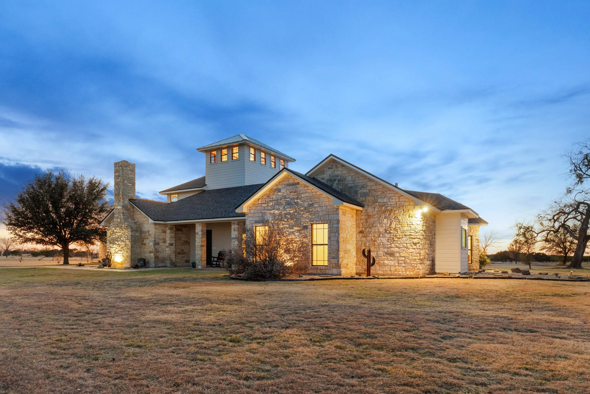 Farm For Sale in Coryell County , 1140 County Road 130, Gatesville, Texas 76528, 3 Bedroom, 3 Bathroom, 3 Garage spaces, 3,725 Sqft, built in 2005, Price $1,775,000, mls#21186637, Real Estate Agent in Gatesville, Homes For Sale in Coryell county, Homes For Sale in Gatesville, Realtor in Gatesville Texas, Real Estate Brokerage Independent Realty Texas, Luminita Cordes Realtor