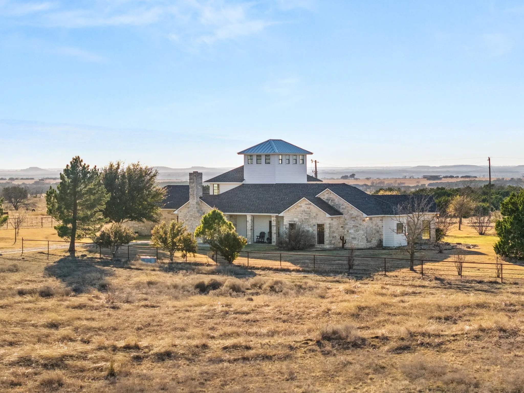Farm For Sale in Coryell County , 1140 County Road 130, Gatesville, Texas 76528, 3 Bedroom, 3 Bathroom, 3 Garage spaces, 3,725 Sqft, built in 2005, Price $1,775,000, mls#21186637, Real Estate Agent in Gatesville, Homes For Sale in Coryell county, Homes For Sale in Gatesville, Realtor in Gatesville Texas, Real Estate Brokerage Independent Realty Texas, Luminita Cordes Realtor