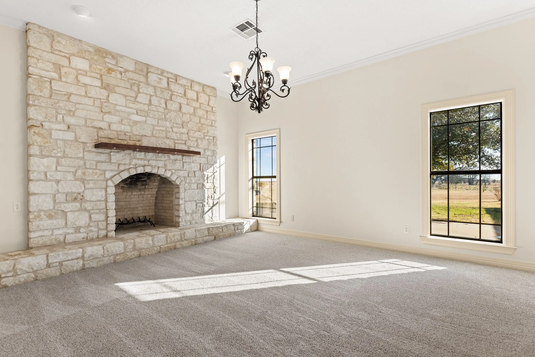 Farm For Sale in Coryell County , 1140 County Road 130, Gatesville, Texas 76528, 3 Bedroom, 3 Bathroom, 3 Garage spaces, 3,725 Sqft, built in 2005, Price $1,775,000, mls#21186637, Real Estate Agent in Gatesville, Homes For Sale in Coryell county, Homes For Sale in Gatesville, Realtor in Gatesville Texas, Real Estate Brokerage Independent Realty Texas, Luminita Cordes Realtor