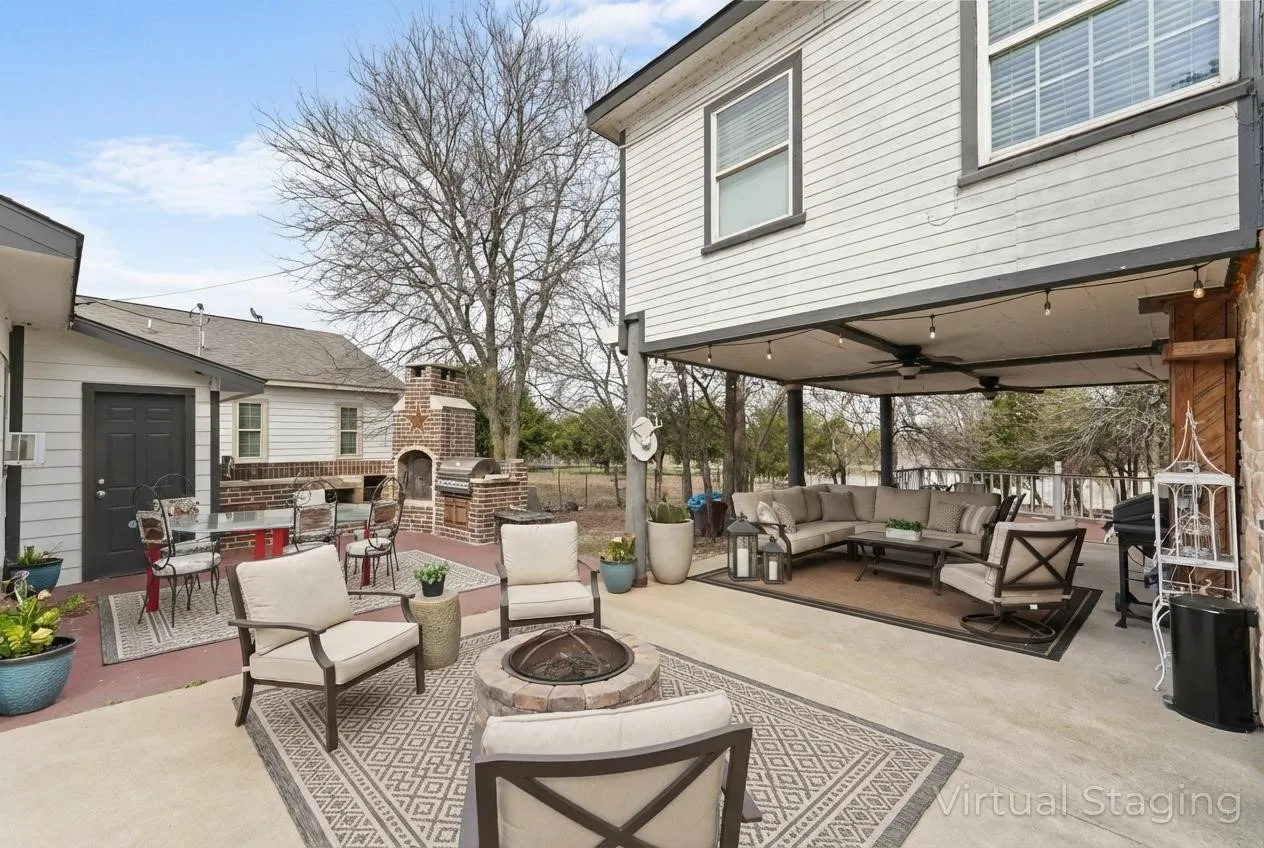 Single Family Residence For Sale in Collin County , 19491 Fm 981, Leonard, Texas 75452, 8 Bedroom, 7 Bathroom, Garage spaces, 3,665 Sqft, built in 2017, mls#21185683, Real Estate Agent in Leonard, Homes For Sale in Collin county, Homes For Sale in Leonard, Realtor in Leonard Texas, Real Estate Brokerage Independent Realty Texas, Luminita Cordes Realtor