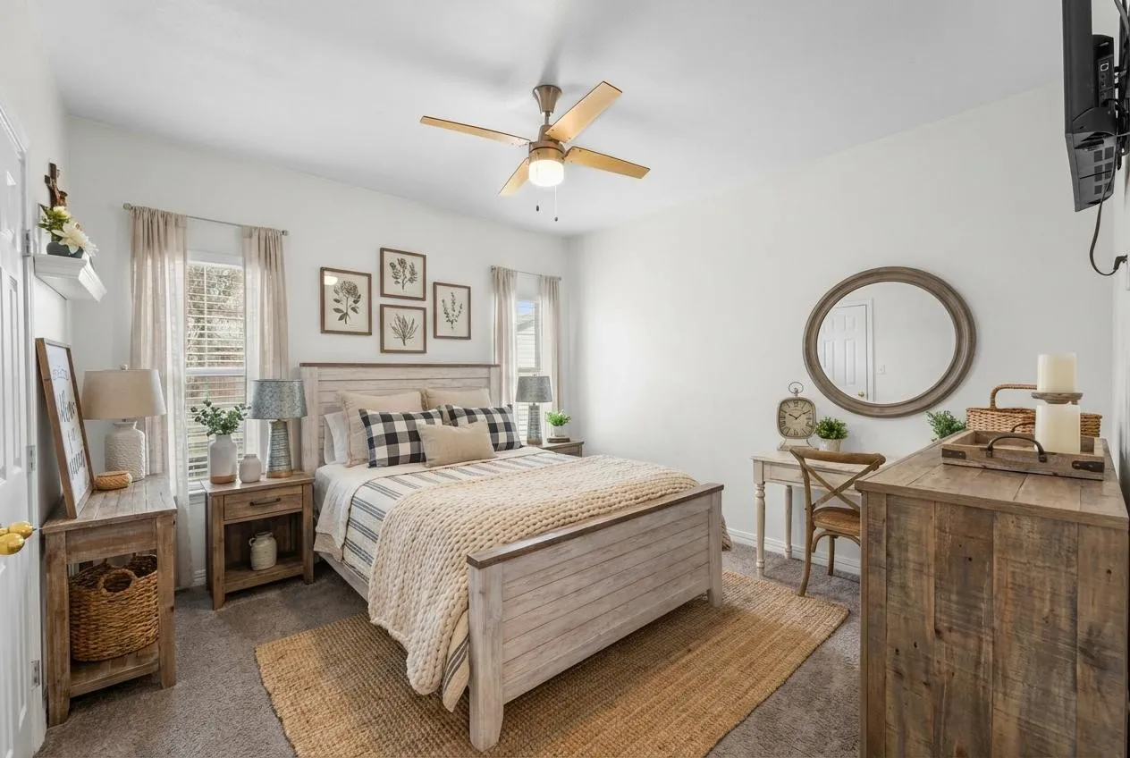 Single Family Residence For Sale in Collin County , 19491 Fm 981, Leonard, Texas 75452, 8 Bedroom, 7 Bathroom, Garage spaces, 3,665 Sqft, built in 2017, mls#21185683, Real Estate Agent in Leonard, Homes For Sale in Collin county, Homes For Sale in Leonard, Realtor in Leonard Texas, Real Estate Brokerage Independent Realty Texas, Luminita Cordes Realtor