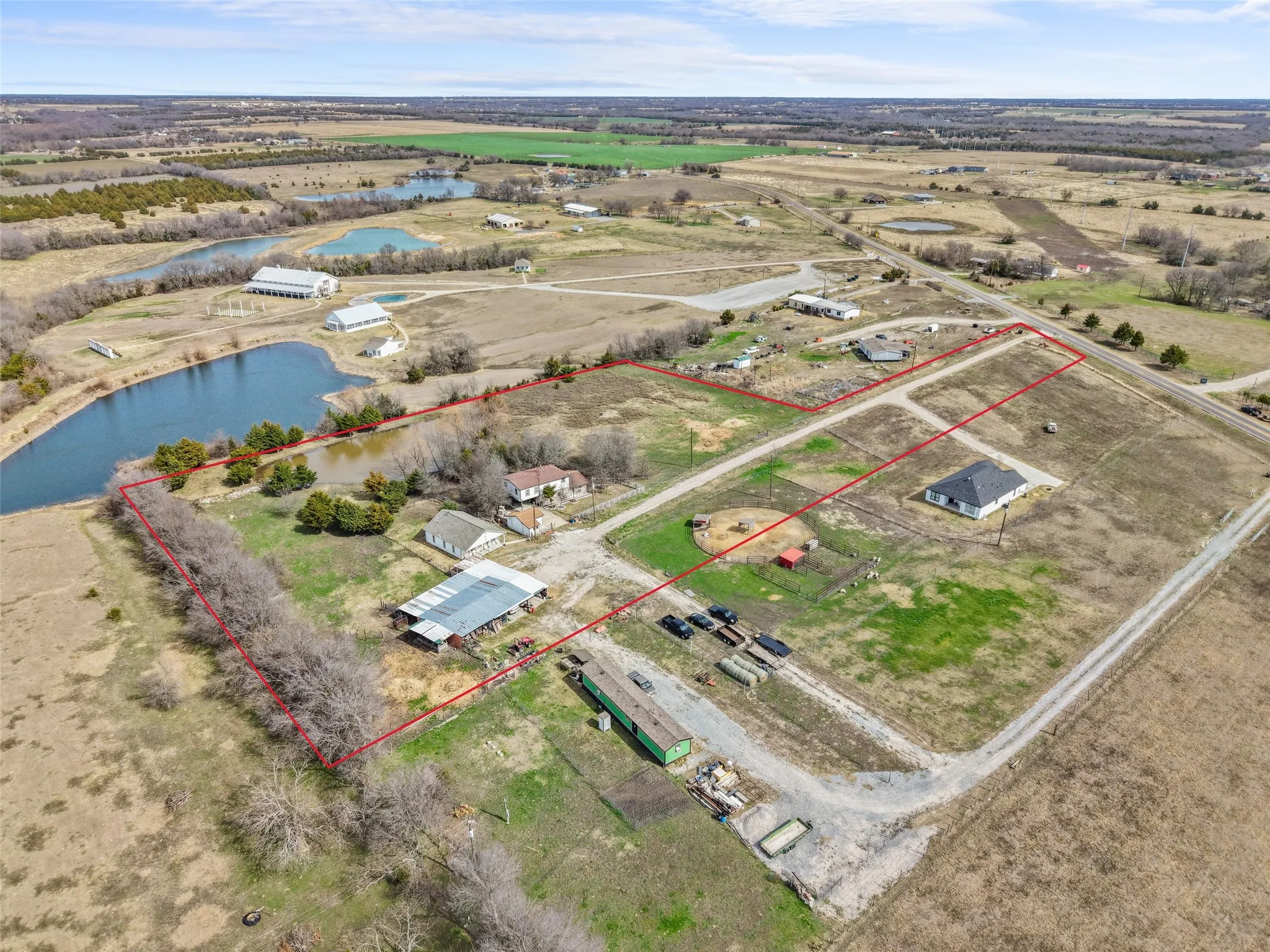 Single Family Residence For Sale in Collin County , 19491 Fm 981, Leonard, Texas 75452, 8 Bedroom, 7 Bathroom, Garage spaces, 3,665 Sqft, built in 2017, mls#21185683, Real Estate Agent in Leonard, Homes For Sale in Collin county, Homes For Sale in Leonard, Realtor in Leonard Texas, Real Estate Brokerage Independent Realty Texas, Luminita Cordes Realtor