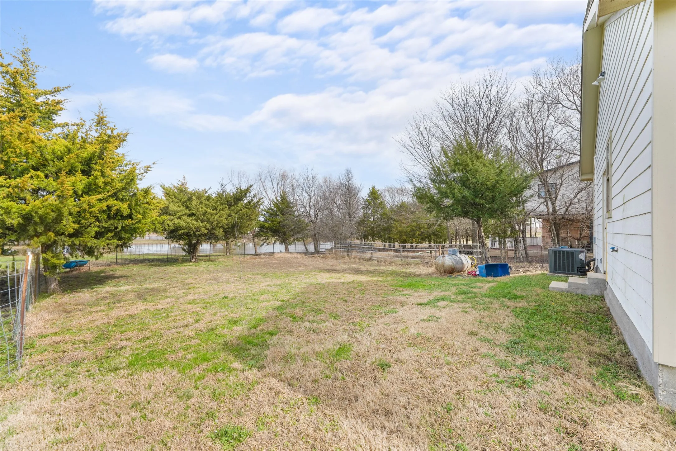 Single Family Residence For Sale in Collin County , 19491 Fm 981, Leonard, Texas 75452, 8 Bedroom, 7 Bathroom, Garage spaces, 3,665 Sqft, built in 2017, mls#21185683, Real Estate Agent in Leonard, Homes For Sale in Collin county, Homes For Sale in Leonard, Realtor in Leonard Texas, Real Estate Brokerage Independent Realty Texas, Luminita Cordes Realtor