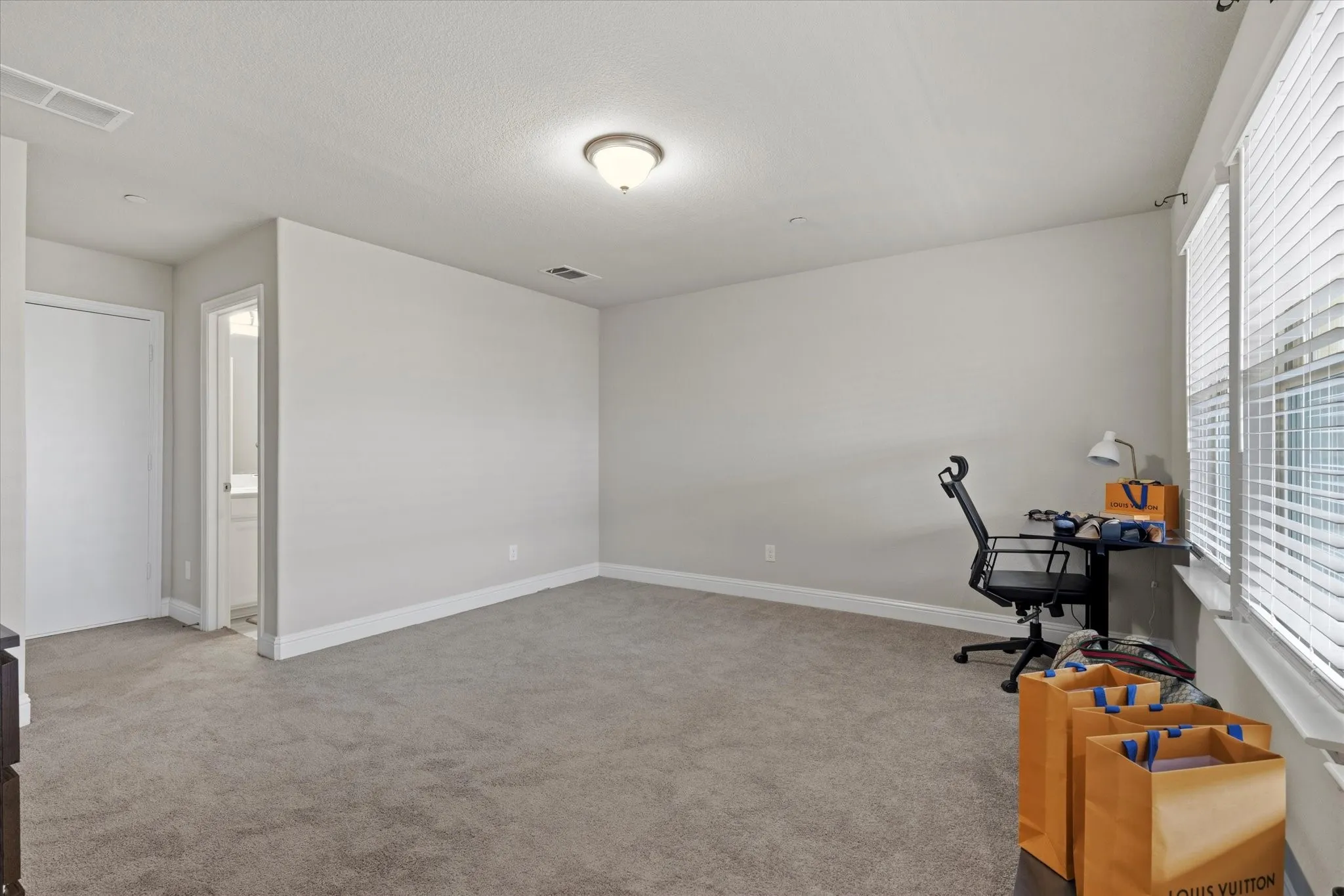 Townhouse For Sale in Dallas County , 7829 Bayside Drive, Rowlett, Texas 75088, 3 Bedroom, 4 Bathroom, 2 Garage spaces, 2,273 Sqft, built in 2022, mls#21186759, Real Estate Agent in Rowlett, Homes For Sale in Dallas county, Homes For Sale in Rowlett, Realtor in Rowlett Texas, Real Estate Brokerage Independent Realty Texas, Luminita Cordes Realtor