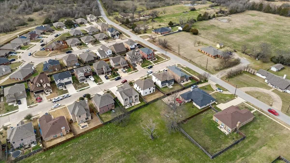 Aerial view of the area around the home