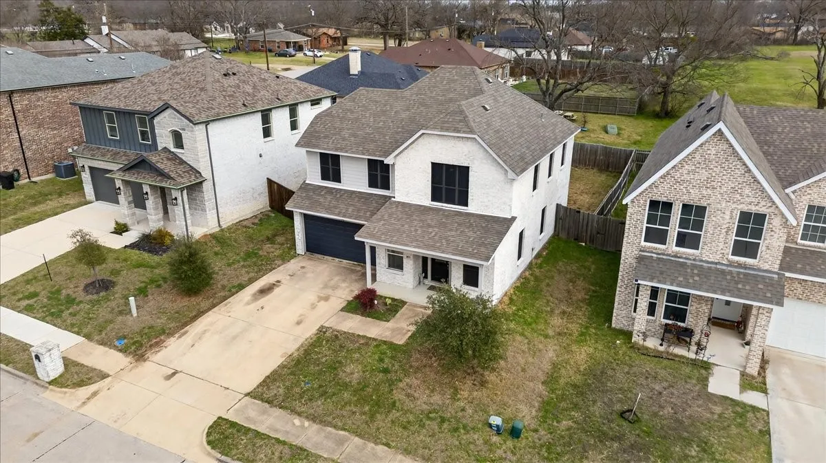 Aerial view of the area around the home