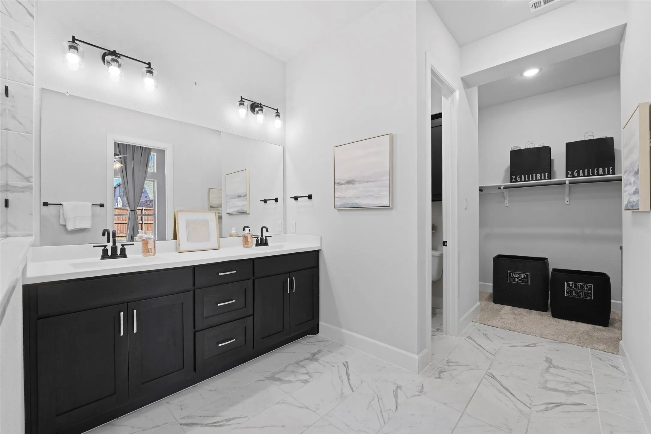 Single Family Residence For Sale in Denton County , 1921 Braided Mane Avenue, Aubrey, Texas 76227, 4 Bedrooms, 3 Bathrooms, 2 Garage spaces, 2,251 Sqft, built in 2022, Preowned, Price $597,000, mls#20781511, Real Estate Agent in Aubrey, Homes For Sale in Denton county, Homes For Sale in Aubrey, Realtor in Aubrey Texas, Real Estate Brokerage Independent Realty Texas, Luminita Cordes Realtor