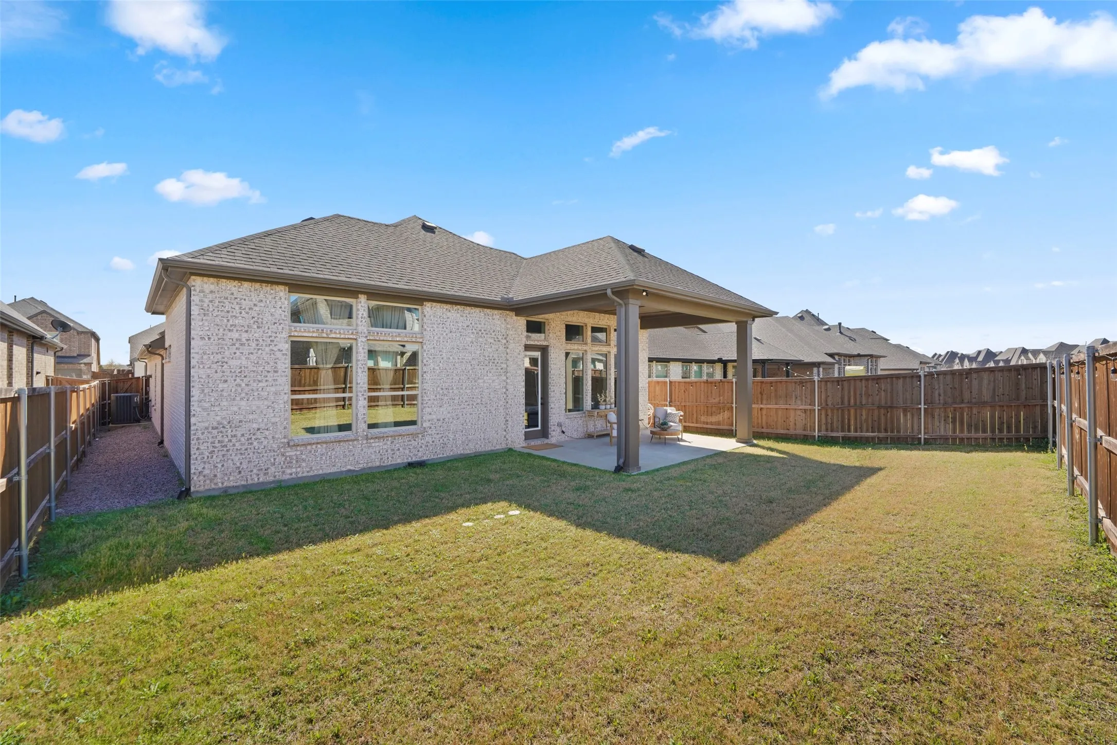 Single Family Residence For Sale in Denton County , 1921 Braided Mane Avenue, Aubrey, Texas 76227, 4 Bedrooms, 3 Bathrooms, 2 Garage spaces, 2,251 Sqft, built in 2022, Preowned, Price $597,000, mls#20781511, Real Estate Agent in Aubrey, Homes For Sale in Denton county, Homes For Sale in Aubrey, Realtor in Aubrey Texas, Real Estate Brokerage Independent Realty Texas, Luminita Cordes Realtor