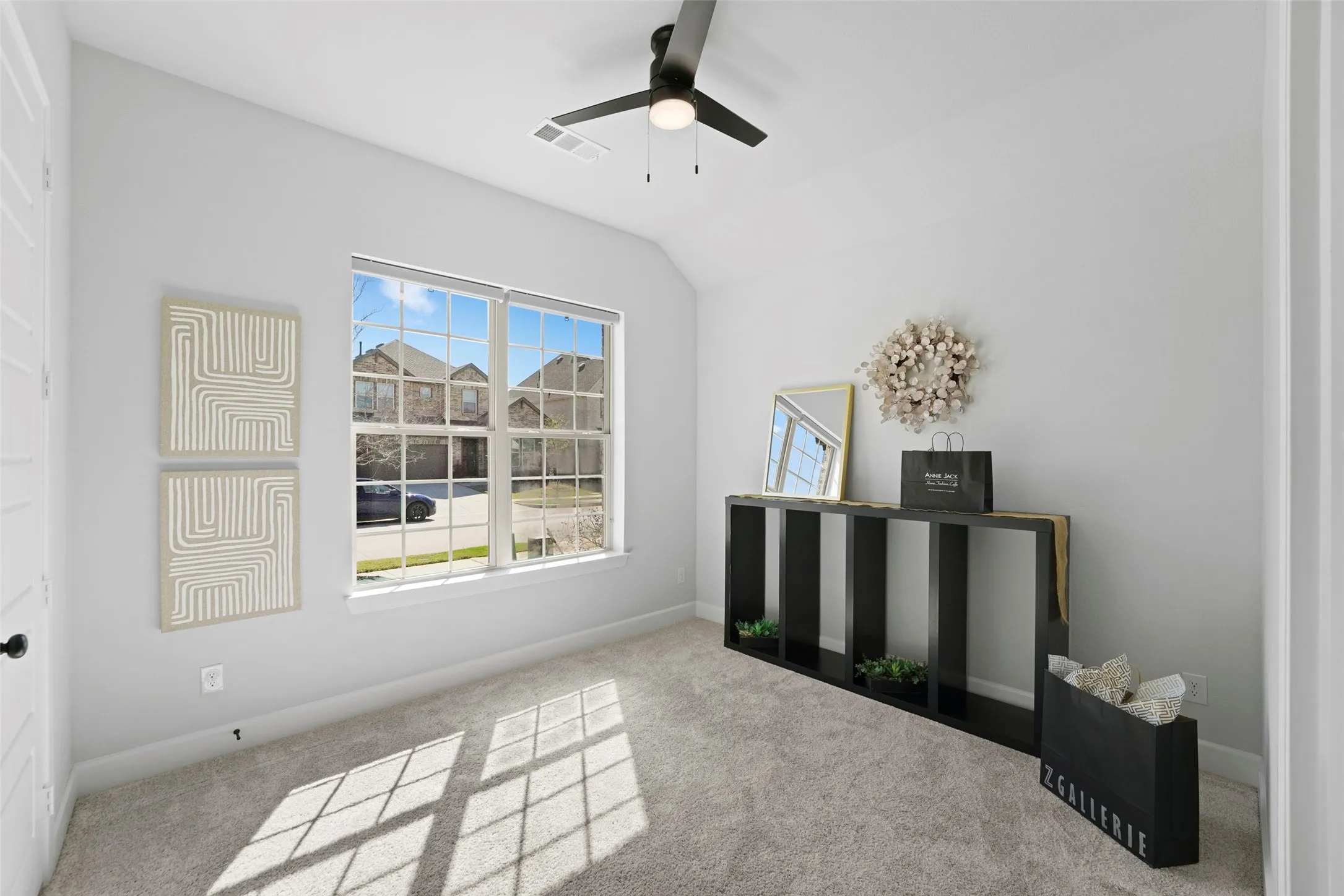 Single Family Residence For Sale in Denton County , 1921 Braided Mane Avenue, Aubrey, Texas 76227, 4 Bedrooms, 3 Bathrooms, 2 Garage spaces, 2,251 Sqft, built in 2022, Preowned, Price $597,000, mls#20781511, Real Estate Agent in Aubrey, Homes For Sale in Denton county, Homes For Sale in Aubrey, Realtor in Aubrey Texas, Real Estate Brokerage Independent Realty Texas, Luminita Cordes Realtor