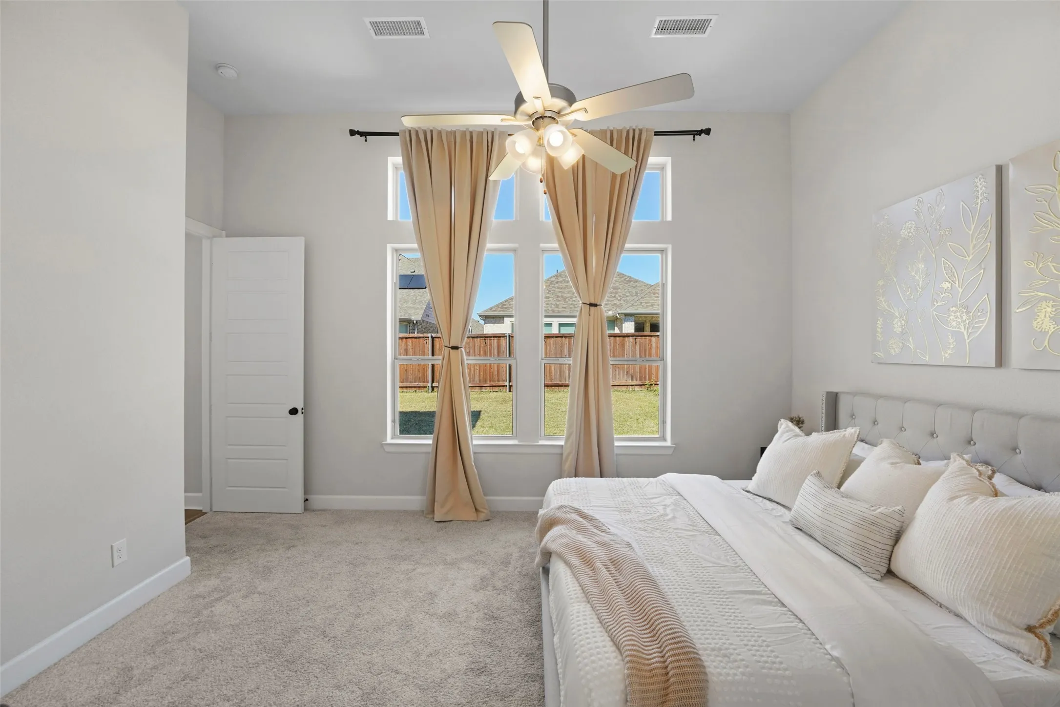 Single Family Residence For Sale in Denton County , 1921 Braided Mane Avenue, Aubrey, Texas 76227, 4 Bedrooms, 3 Bathrooms, 2 Garage spaces, 2,251 Sqft, built in 2022, Preowned, Price $597,000, mls#20781511, Real Estate Agent in Aubrey, Homes For Sale in Denton county, Homes For Sale in Aubrey, Realtor in Aubrey Texas, Real Estate Brokerage Independent Realty Texas, Luminita Cordes Realtor