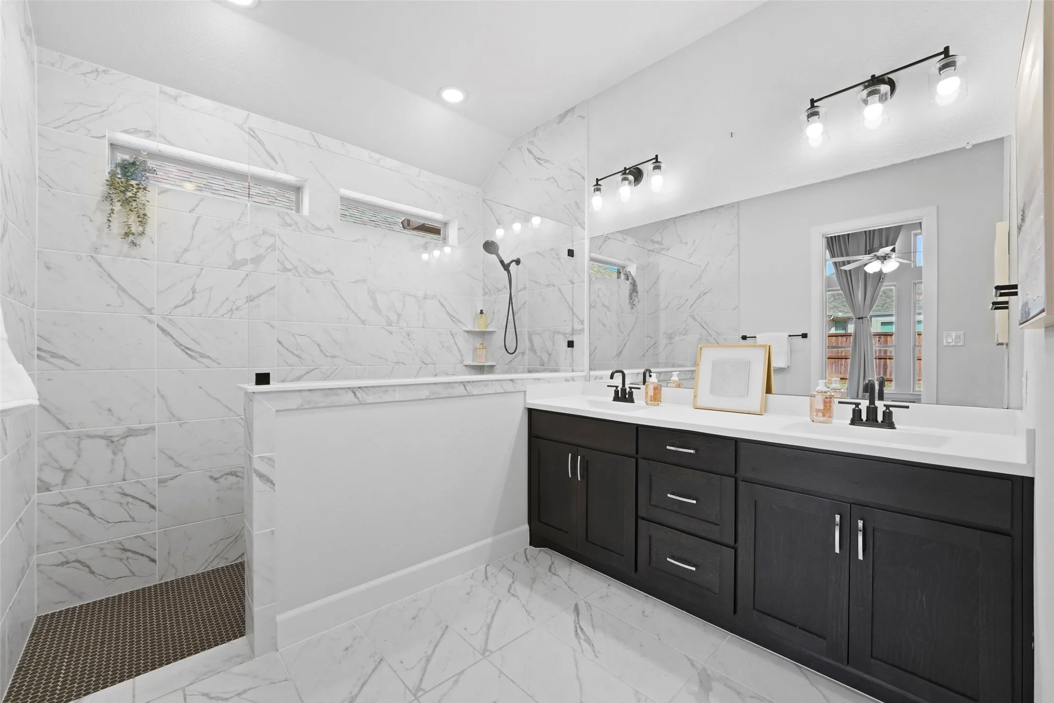 Single Family Residence For Sale in Denton County , 1921 Braided Mane Avenue, Aubrey, Texas 76227, 4 Bedrooms, 3 Bathrooms, 2 Garage spaces, 2,251 Sqft, built in 2022, Preowned, Price $597,000, mls#20781511, Real Estate Agent in Aubrey, Homes For Sale in Denton county, Homes For Sale in Aubrey, Realtor in Aubrey Texas, Real Estate Brokerage Independent Realty Texas, Luminita Cordes Realtor