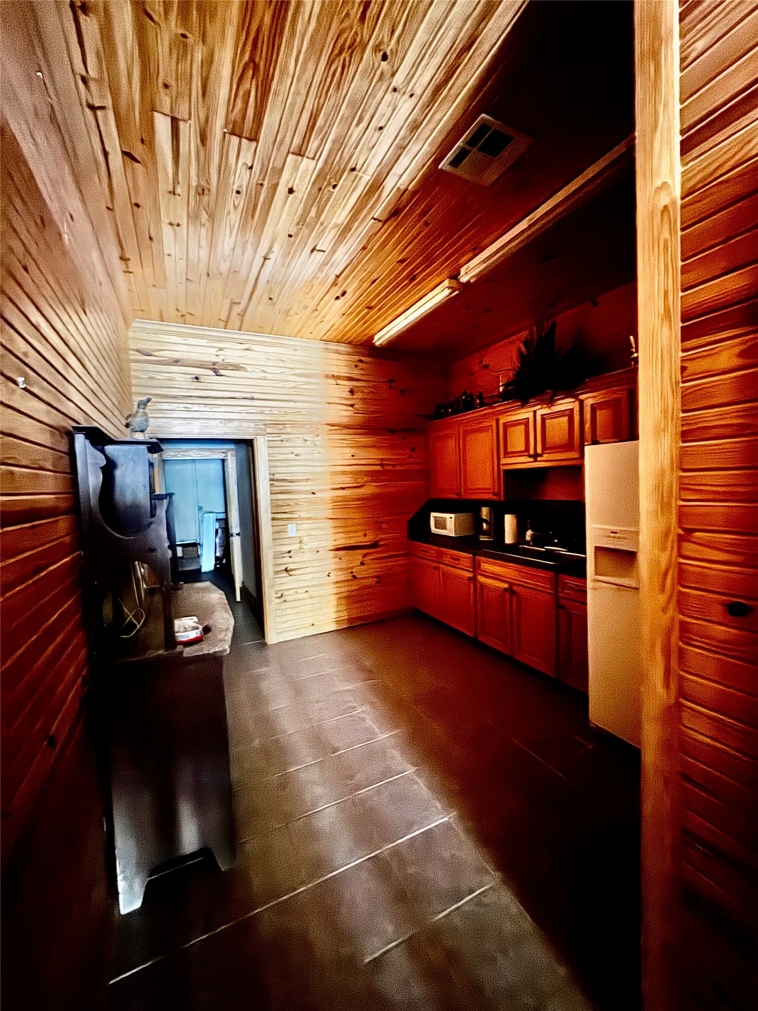Break room/Kitchen area