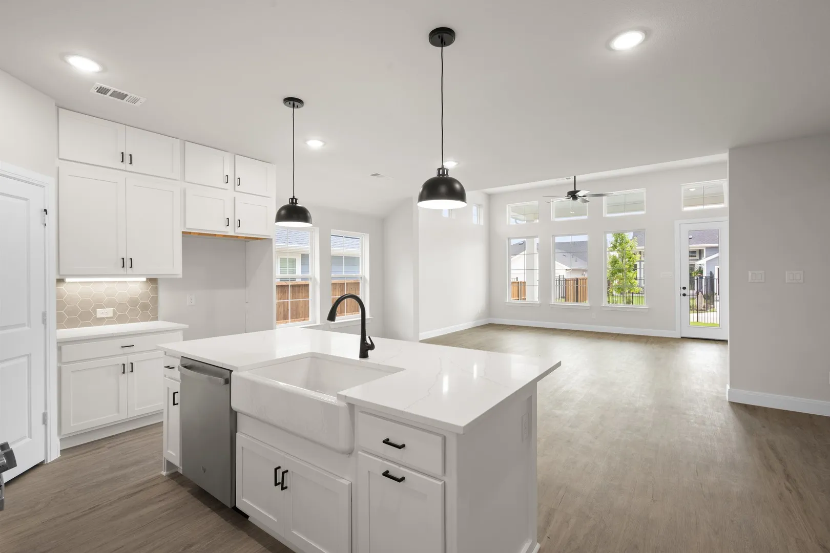 1124 Abigail- Kitchen-4