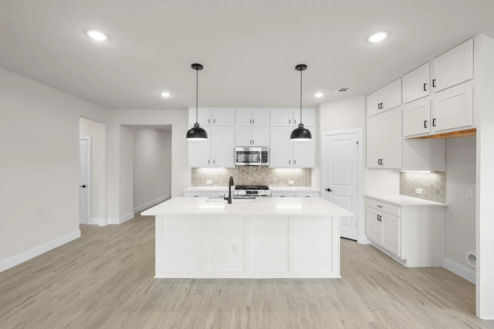 1124 Abigail- Kitchen-2