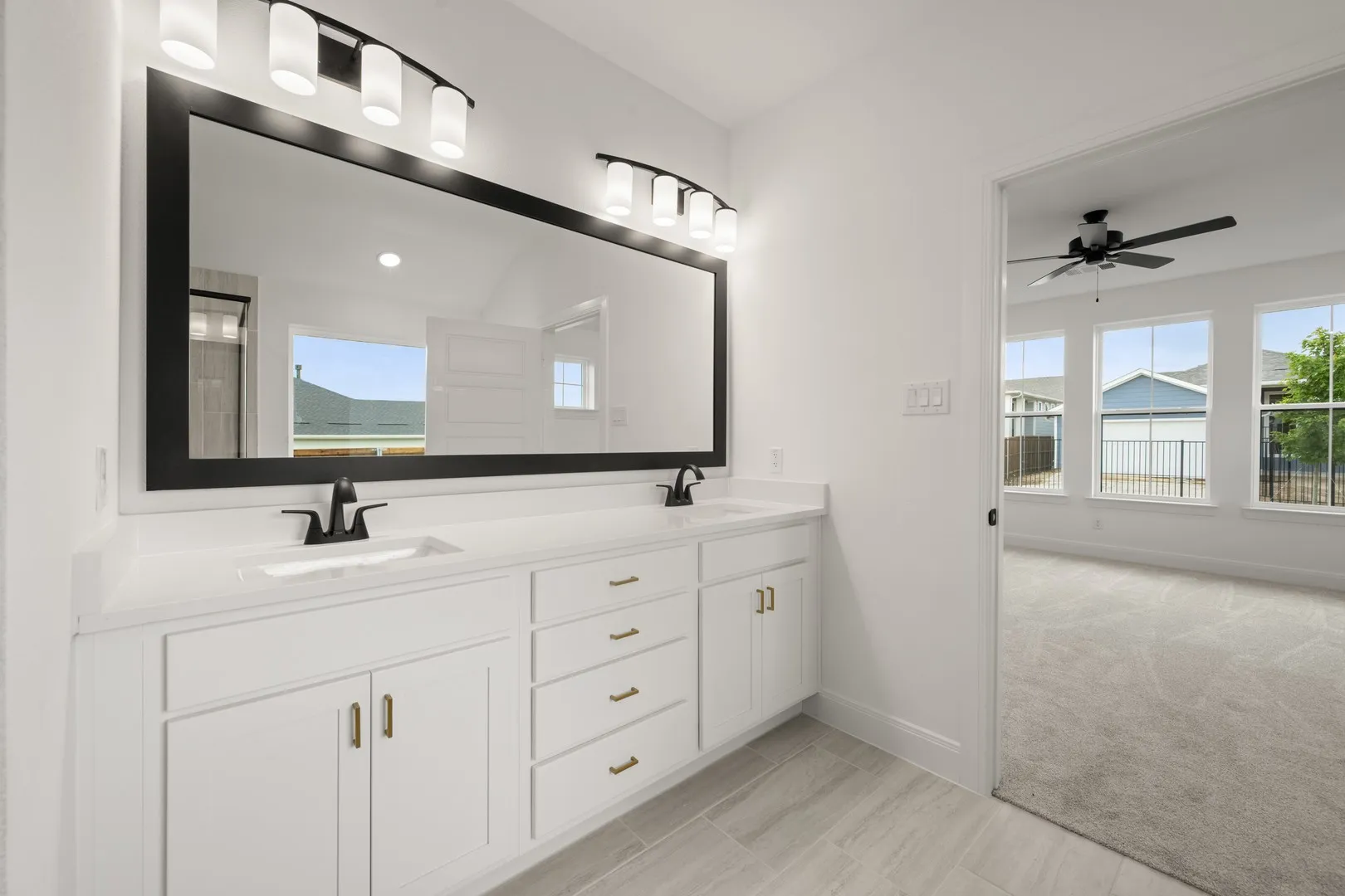 1023 Rylan- Primary Suite-4