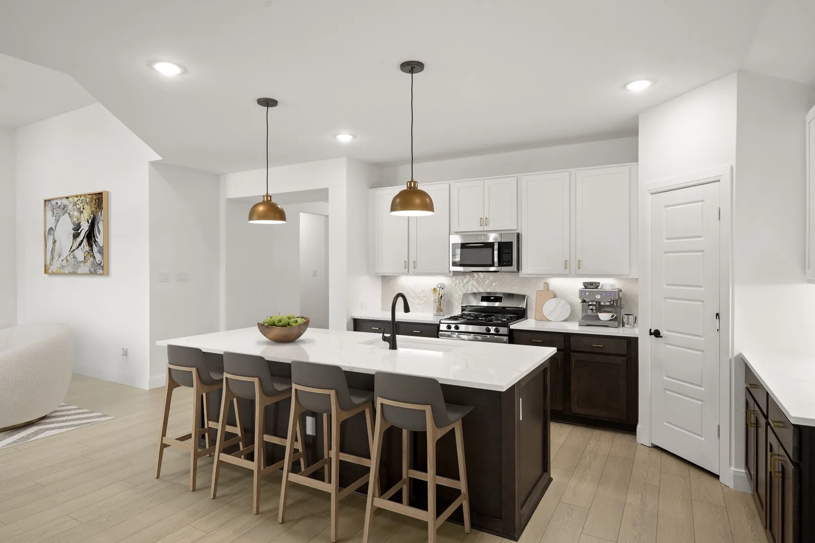1023 Rylan- Kitchen-3