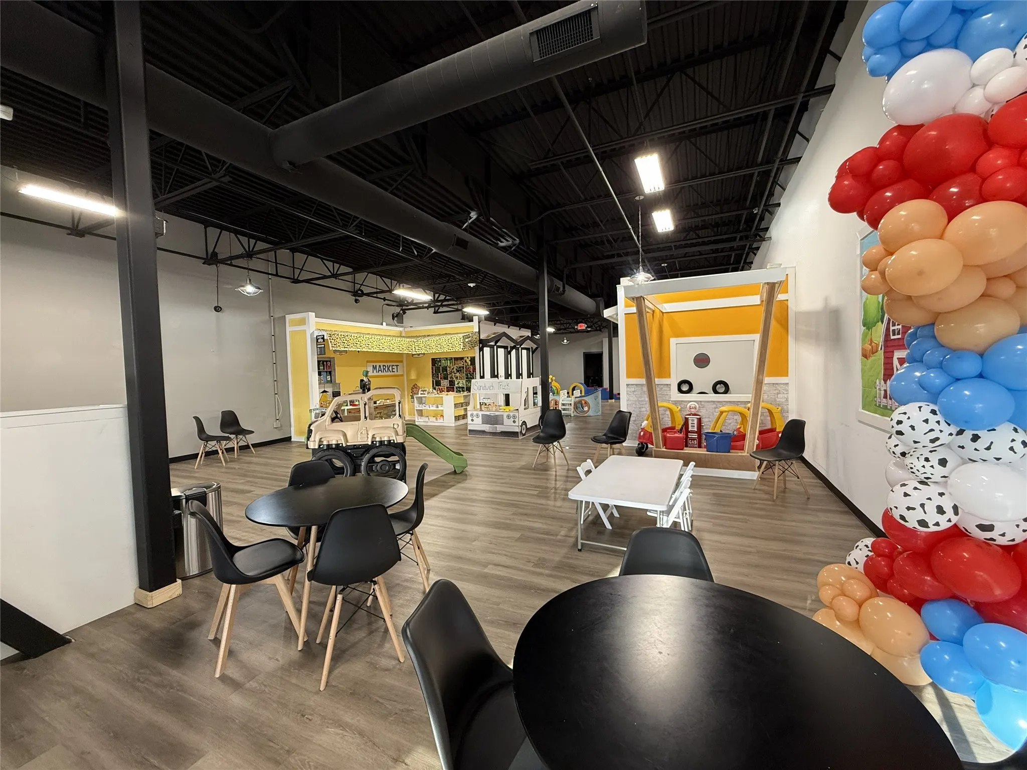 Retail For Rent in Parker County , 225 Shops Boulevard 107, Willow Park, Texas 76087, 0, 0, Garage spaces, 0 Sqft, built in 2017, Preowned, mls#21186842, Real Estate Agent in Willow Park, Homes For Rent in Parker county, Homes For Rent in Willow Park, Realtor in Willow Park Texas, Real Estate Brokerage Independent Realty Texas, Luminita Cordes Realtor