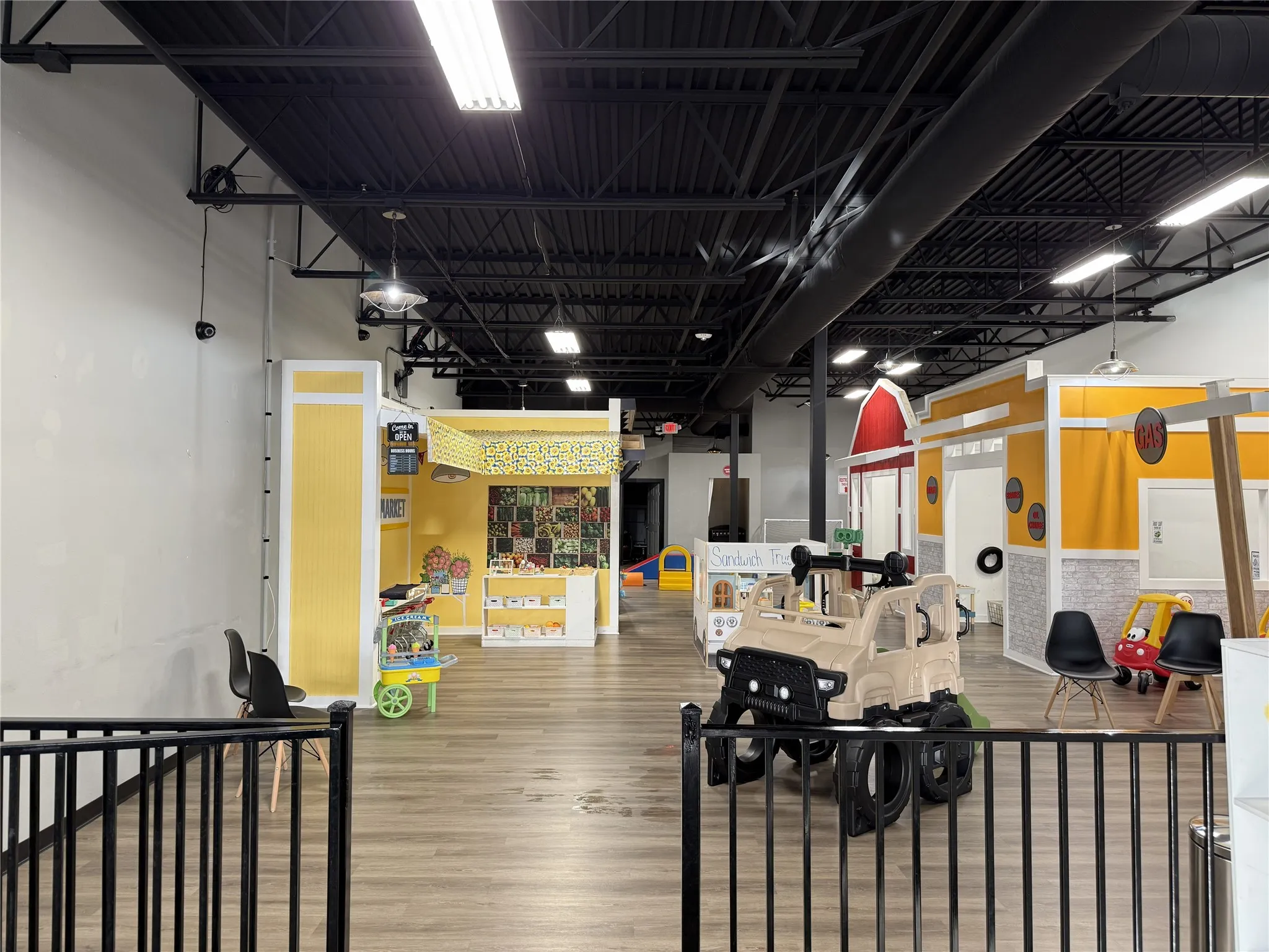 Retail For Rent in Parker County , 225 Shops Boulevard 107, Willow Park, Texas 76087, 0, 0, Garage spaces, 0 Sqft, built in 2017, Preowned, mls#21186842, Real Estate Agent in Willow Park, Homes For Rent in Parker county, Homes For Rent in Willow Park, Realtor in Willow Park Texas, Real Estate Brokerage Independent Realty Texas, Luminita Cordes Realtor