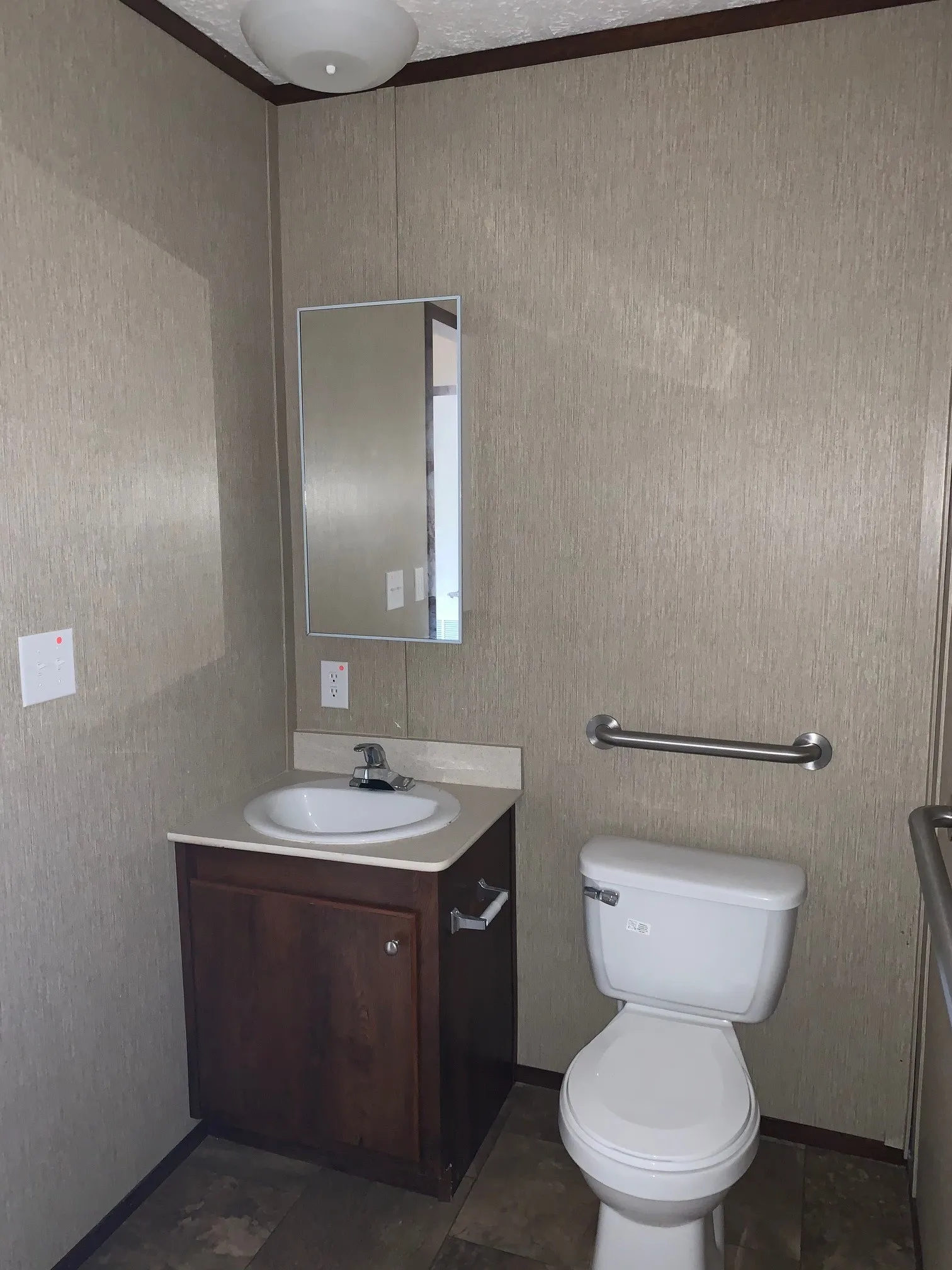 Manufactured Home For Sale in Mc Lennan County , 3702 B Katy Lane, Waco, Texas 76705, 2 Bedroom, 1 Bathroom, Garage spaces, 672 Sqft, built in 2016, mls#21186851, Real Estate Agent in Waco, Homes For Sale in Mc Lennan county, Homes For Sale in Waco, Realtor in Waco Texas, Real Estate Brokerage Independent Realty Texas, Luminita Cordes Realtor
